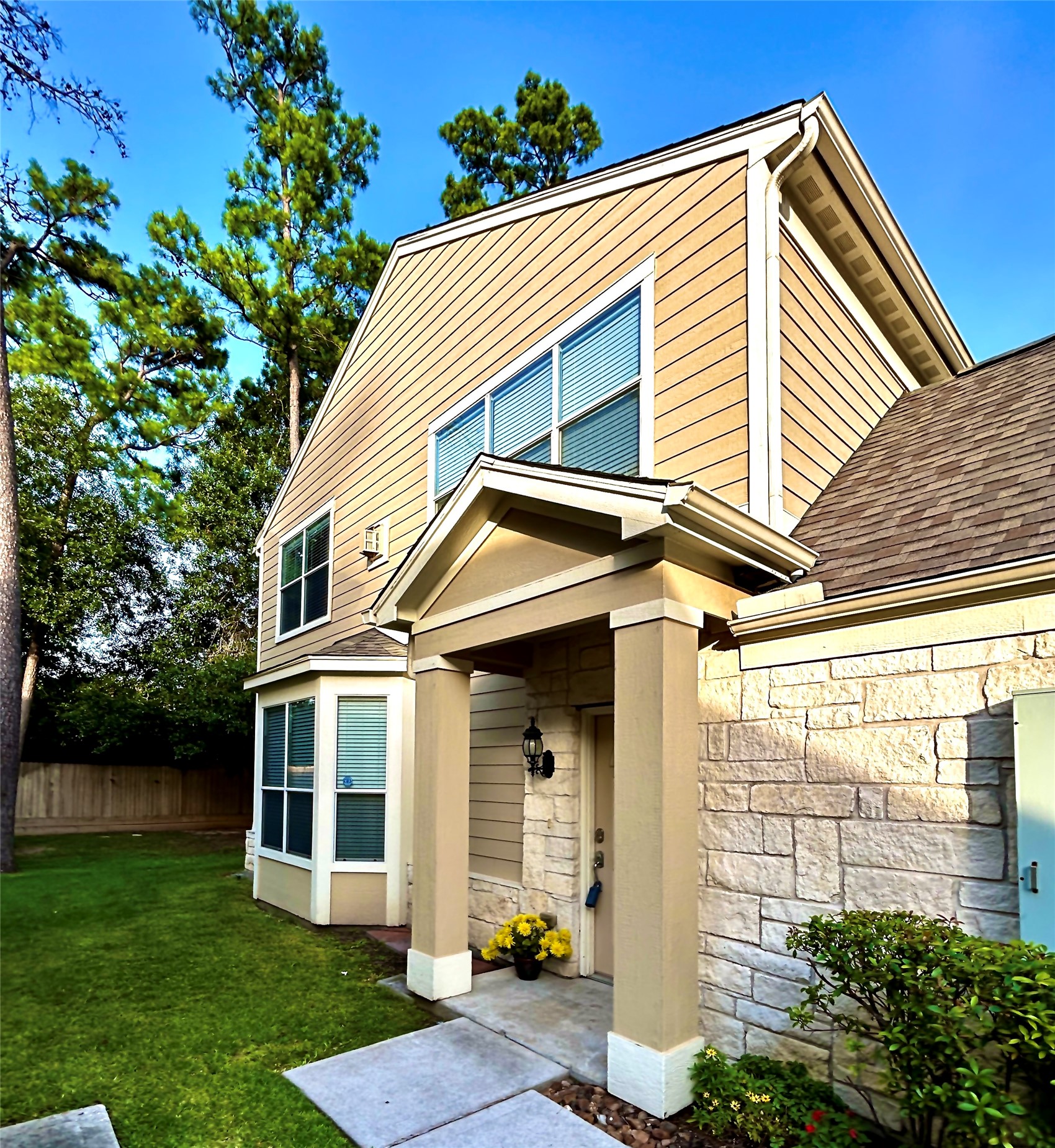 13600 Breton Ridge Street 24a Property Photo 22