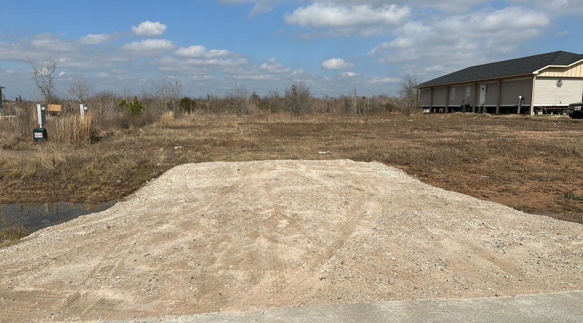2079 Road 5500 Property Photo 1