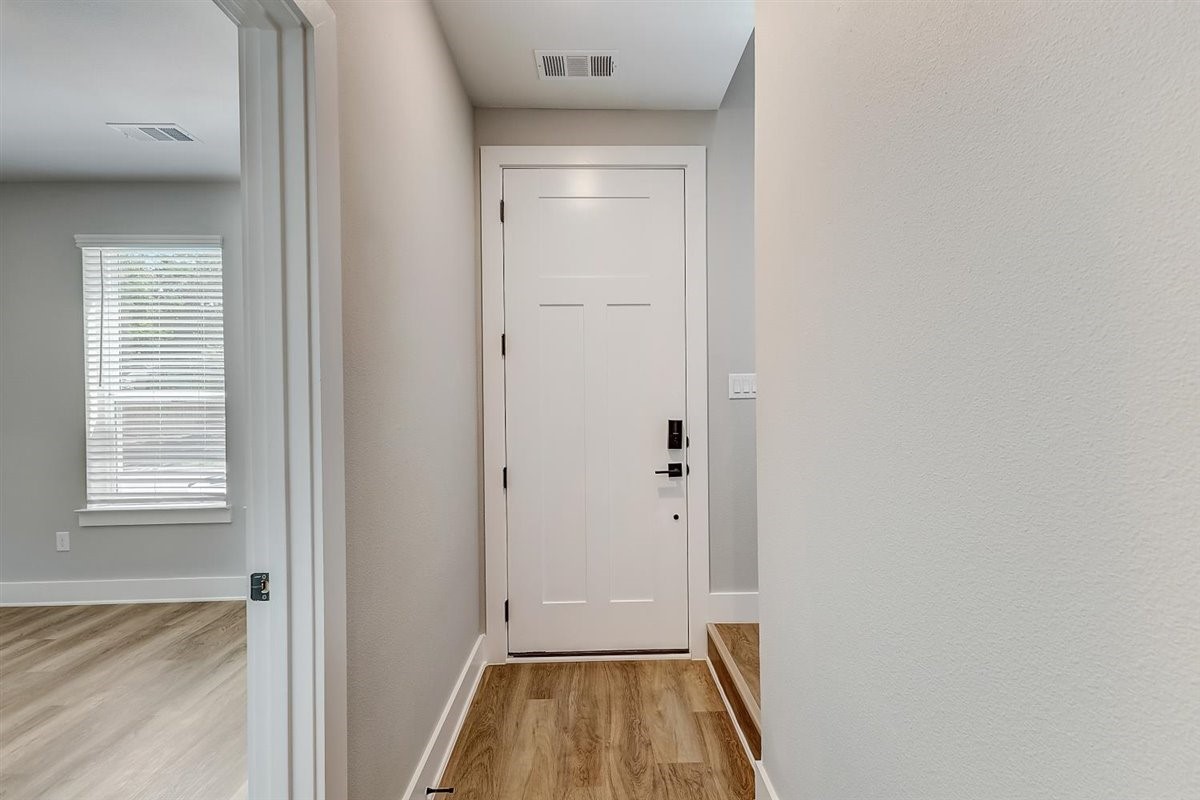 4700 Colosseum Way Property Photo 2