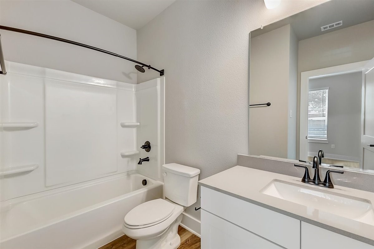 4700 Colosseum Way Property Photo 7