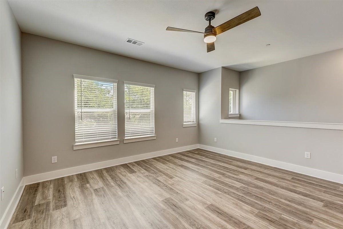 4700 Colosseum Way Property Photo 13