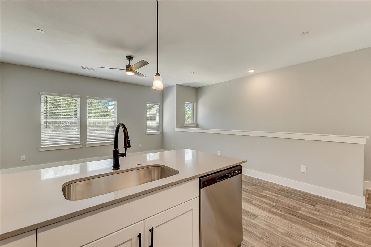 4700 Colosseum Way Property Photo 17