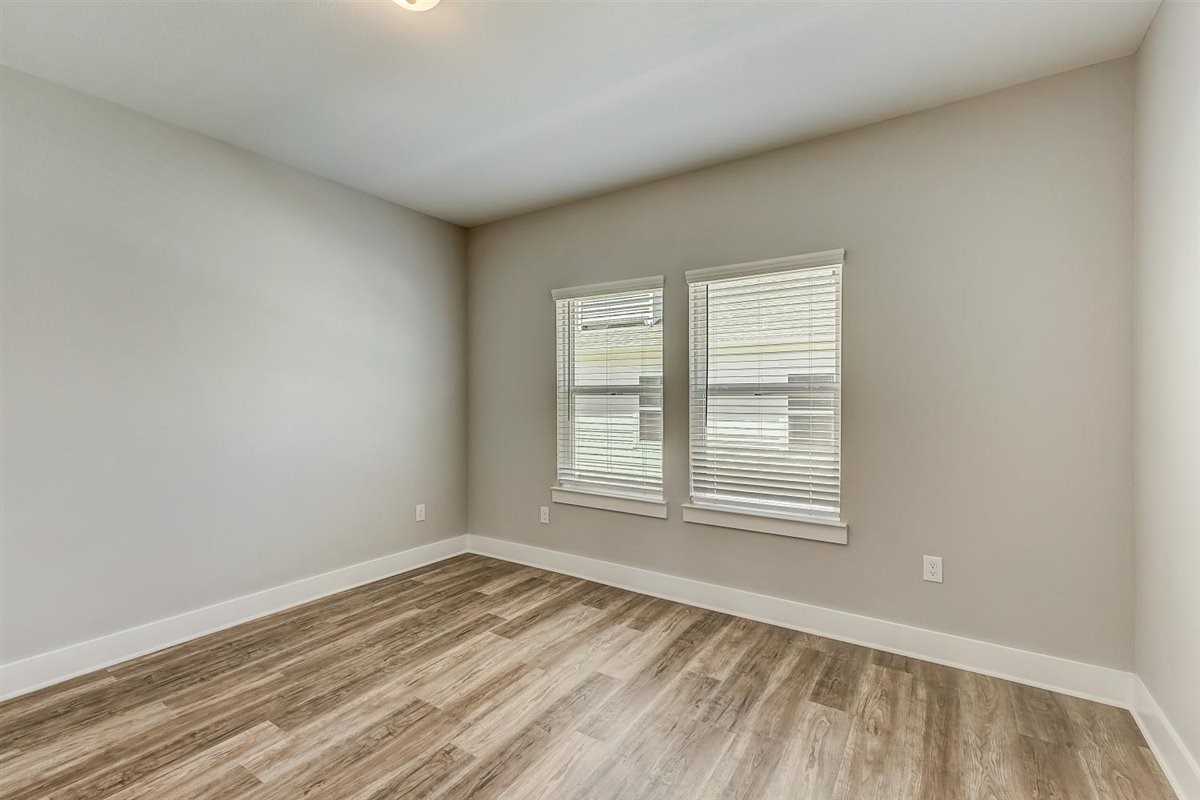 4700 Colosseum Way Property Photo 24
