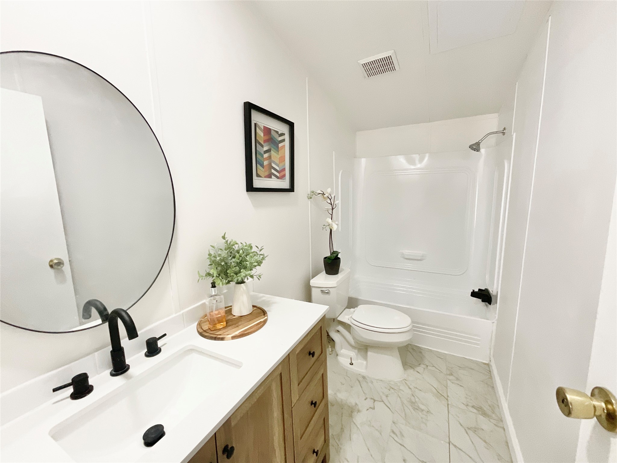 16544 Desert Star Drive Property Photo 5