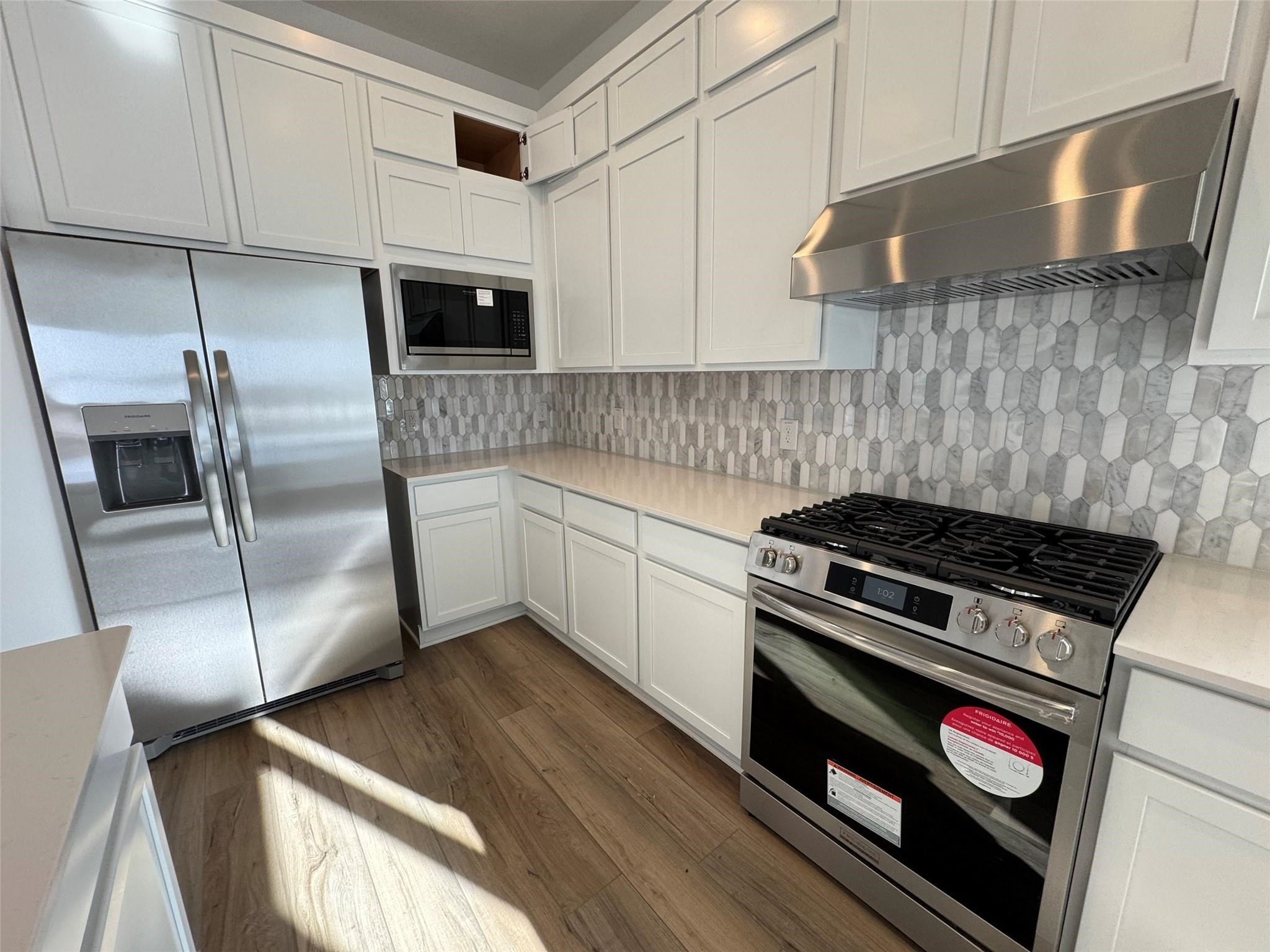 32122 Sweet Pea Meadows Drive Property Photo 3