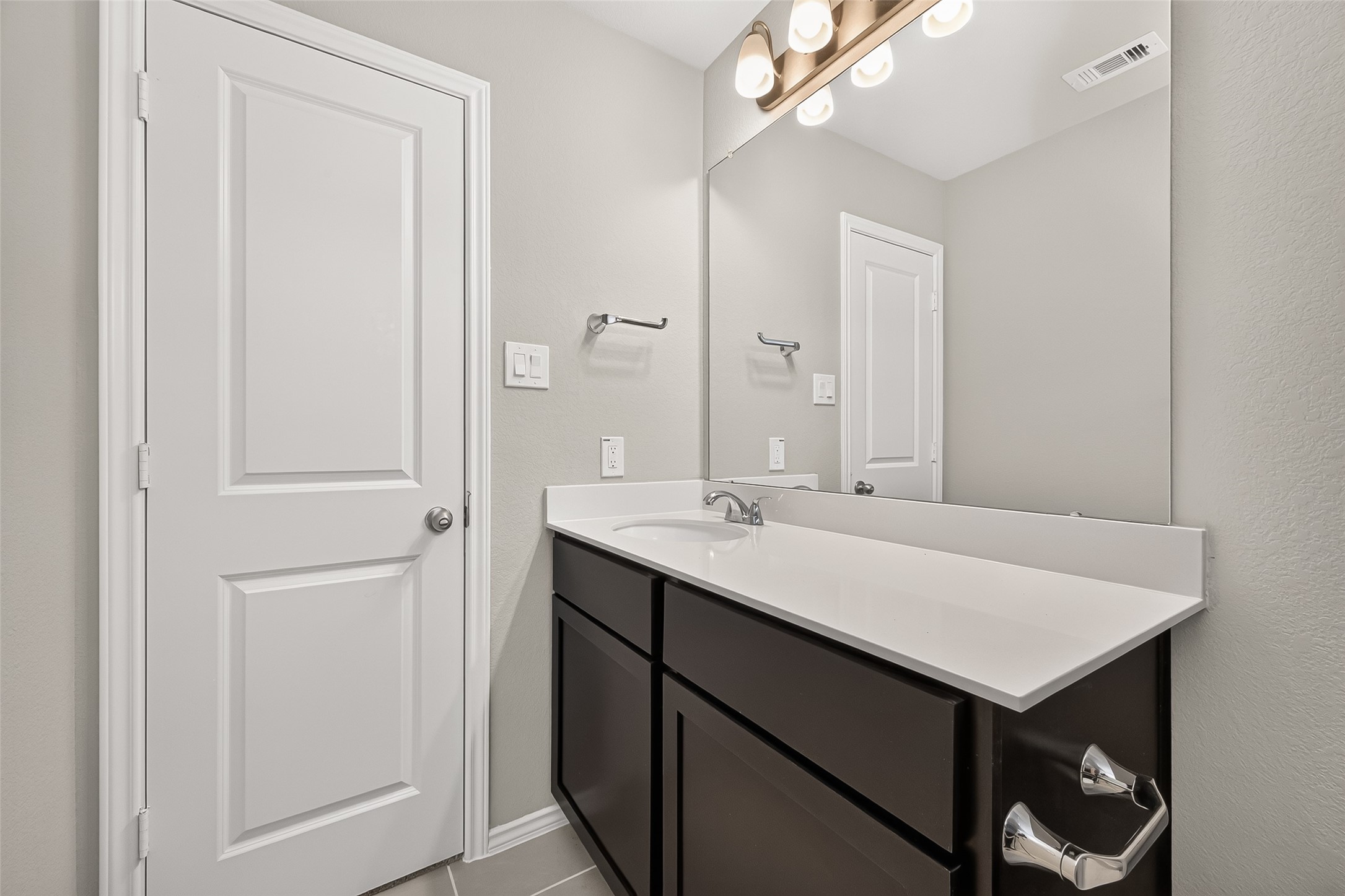 311 Violet Crown Lane Property Photo 32