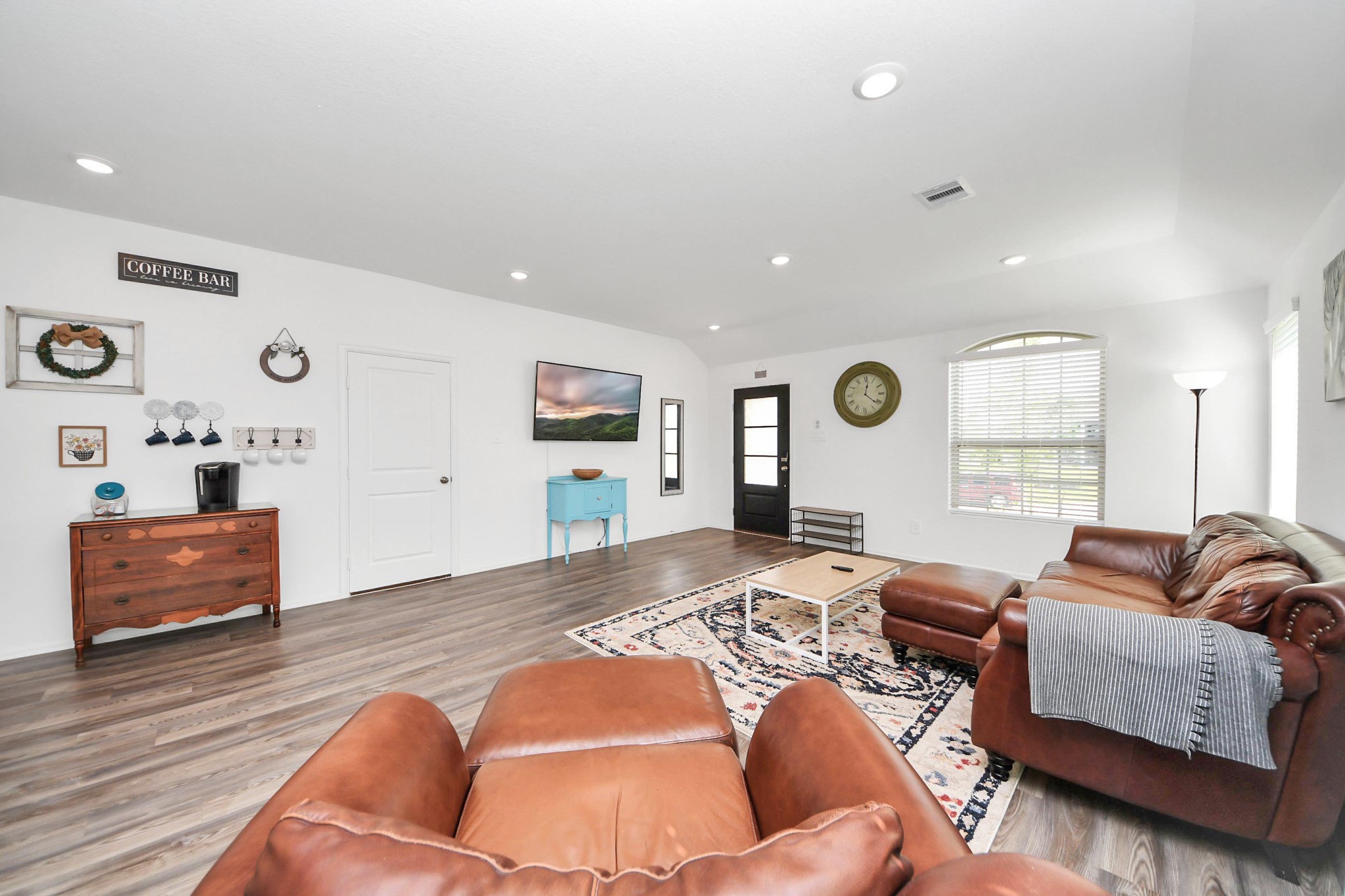 2947 Palominos Way Property Photo 14