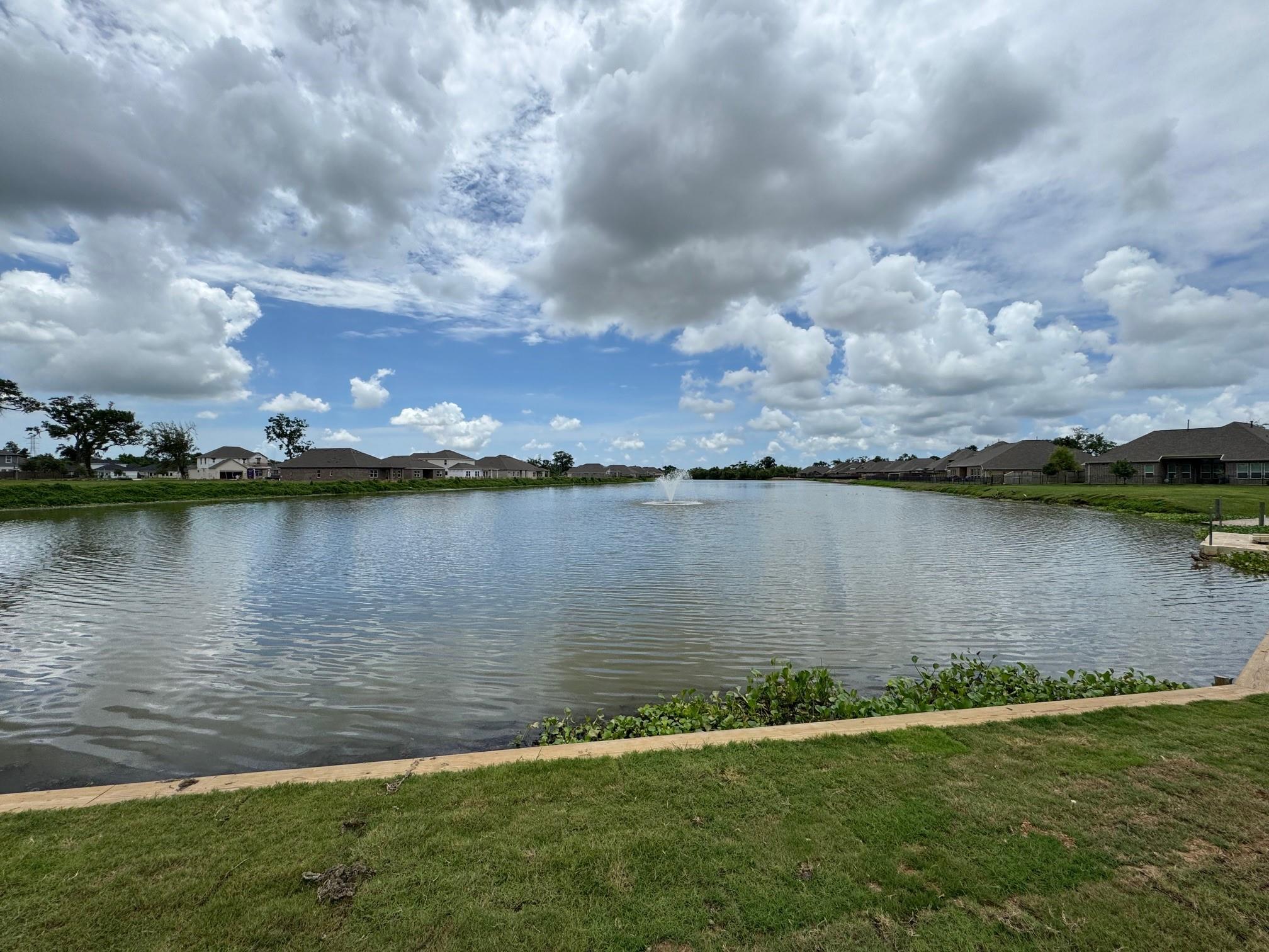 122 Water Grass Trail, Clute Tx 77531 Property Photo 35