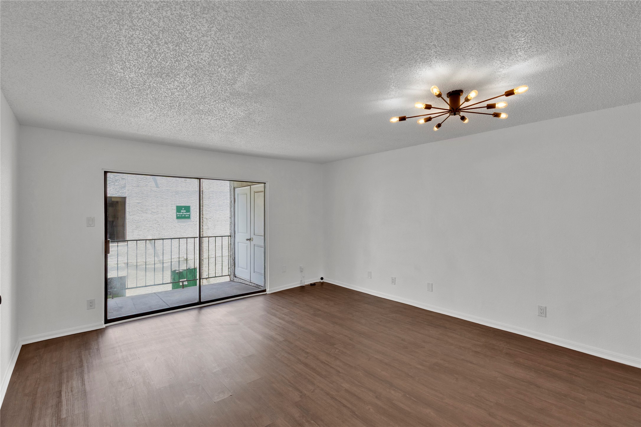 2830 S Bartell Drive 23 Property Photo 1