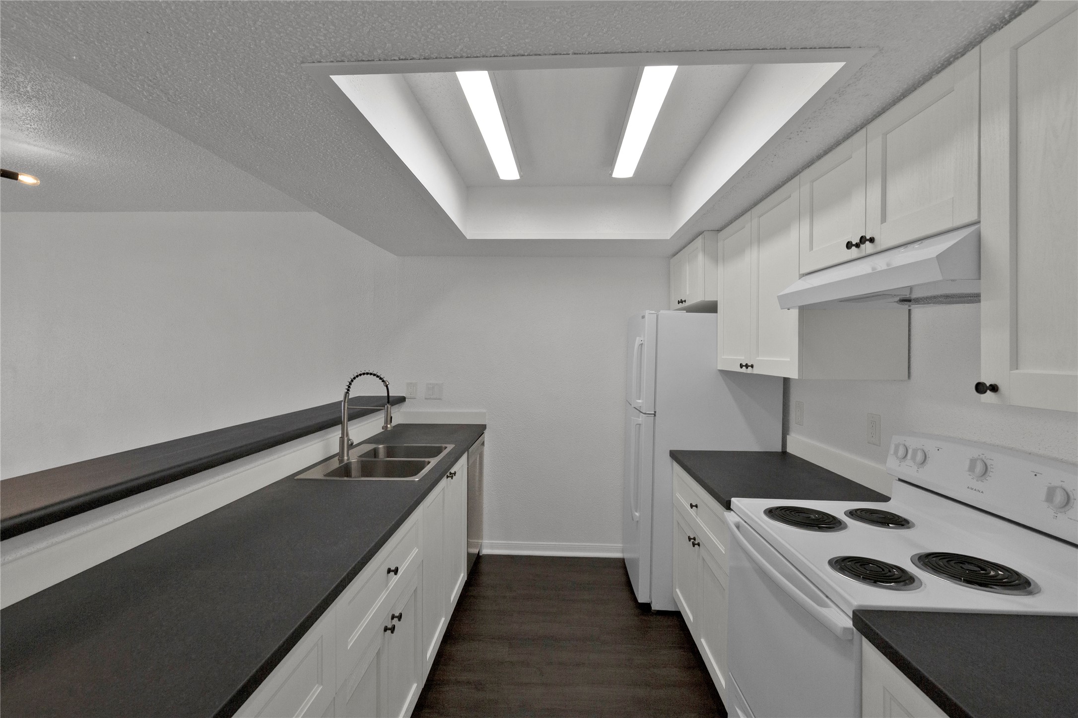 2830 S Bartell Drive 23 Property Photo 4