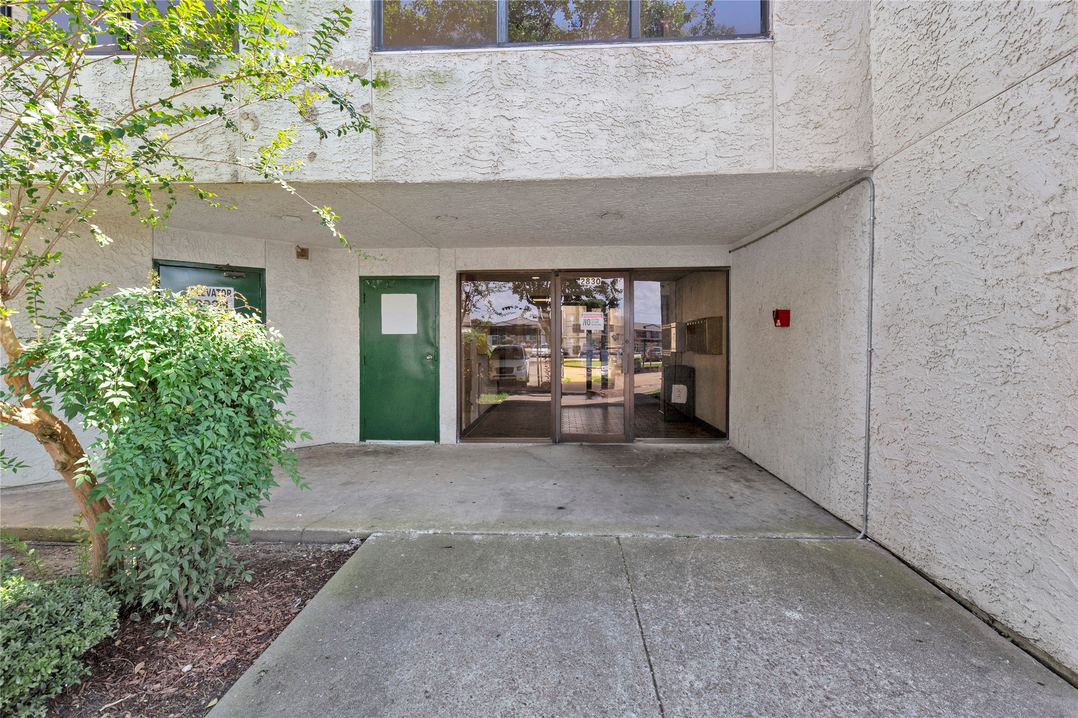 2830 S Bartell Drive 23 Property Photo 17