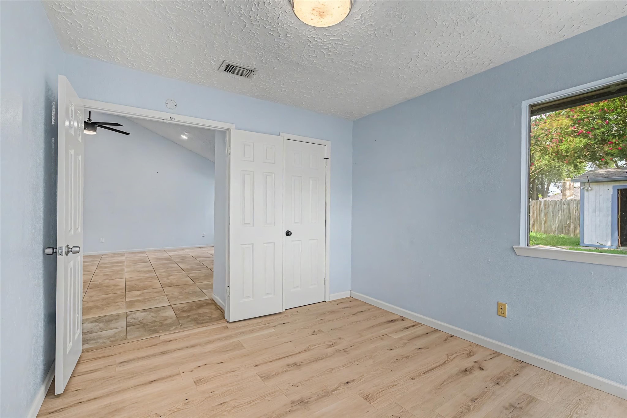 14218 Whitecross Drive Property Photo 25