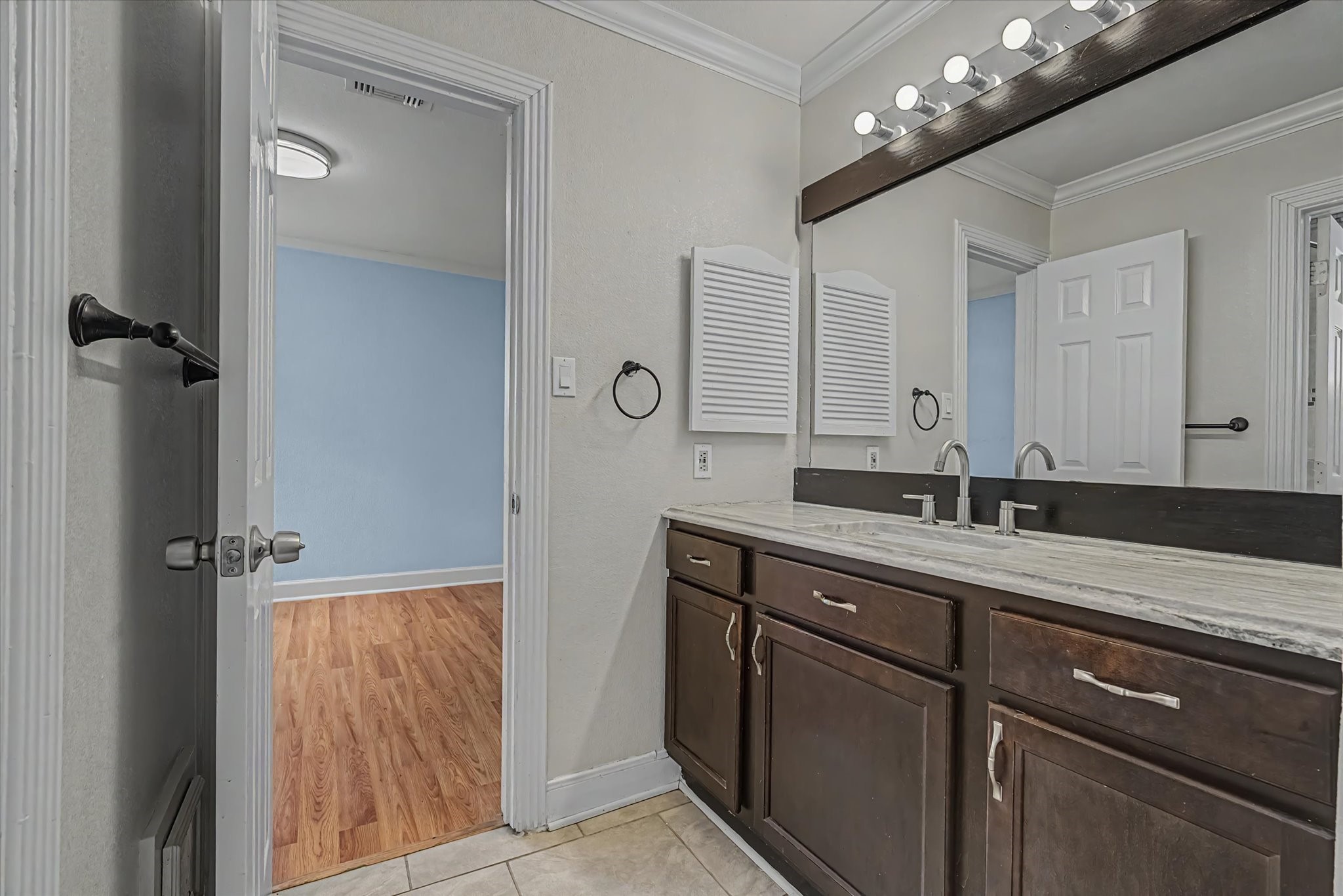 14218 Whitecross Drive Property Photo 27
