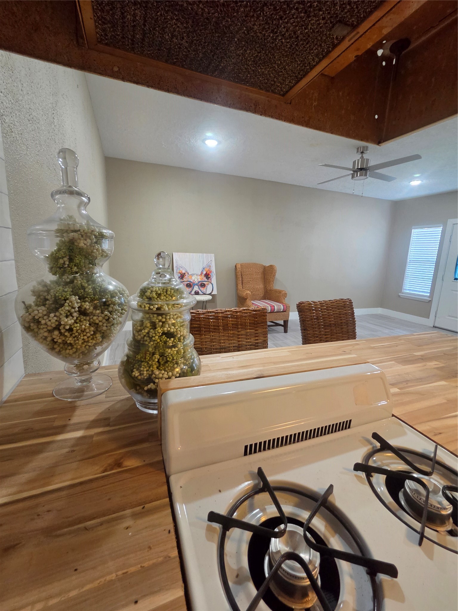 6526 Country Club Drive B Property Photo 8