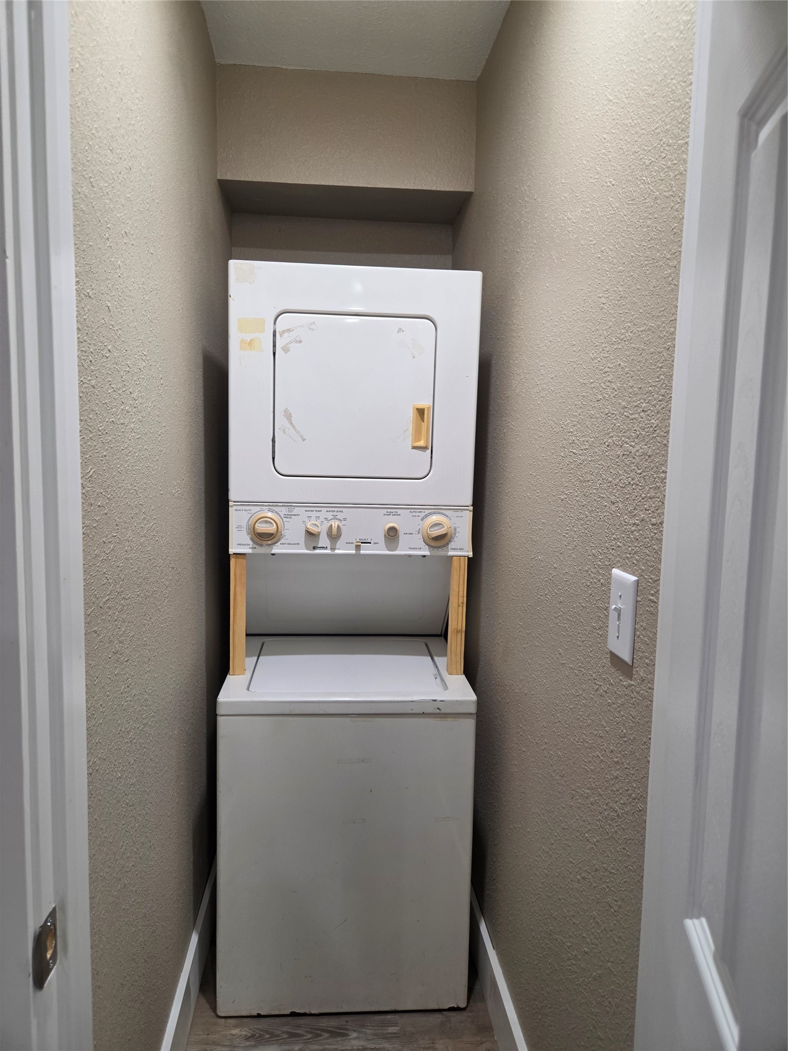 6526 Country Club Drive B Property Photo 22