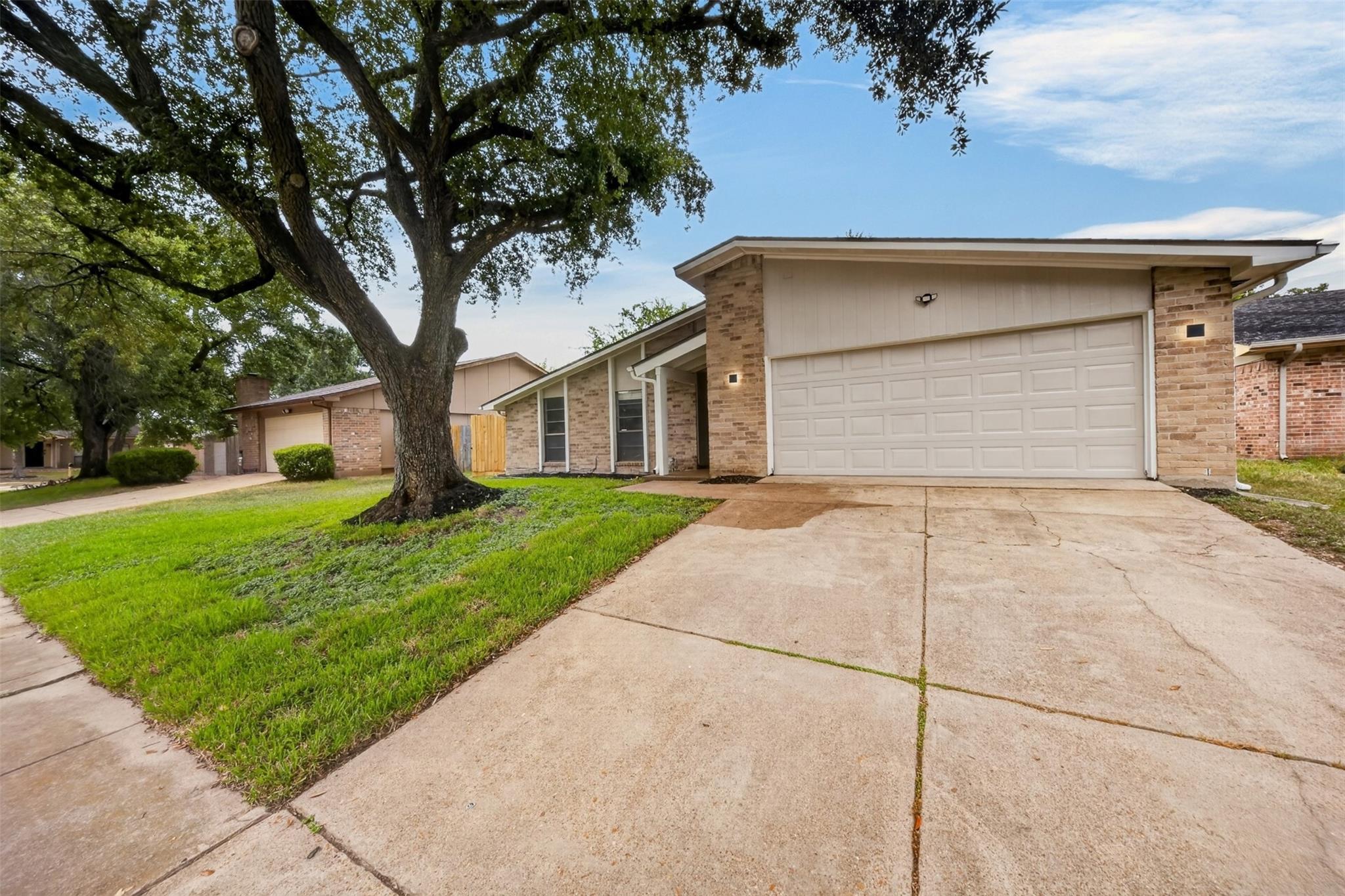 16807 Clan Macintosh Drive, Houston Tx 77084 Property Photo 1