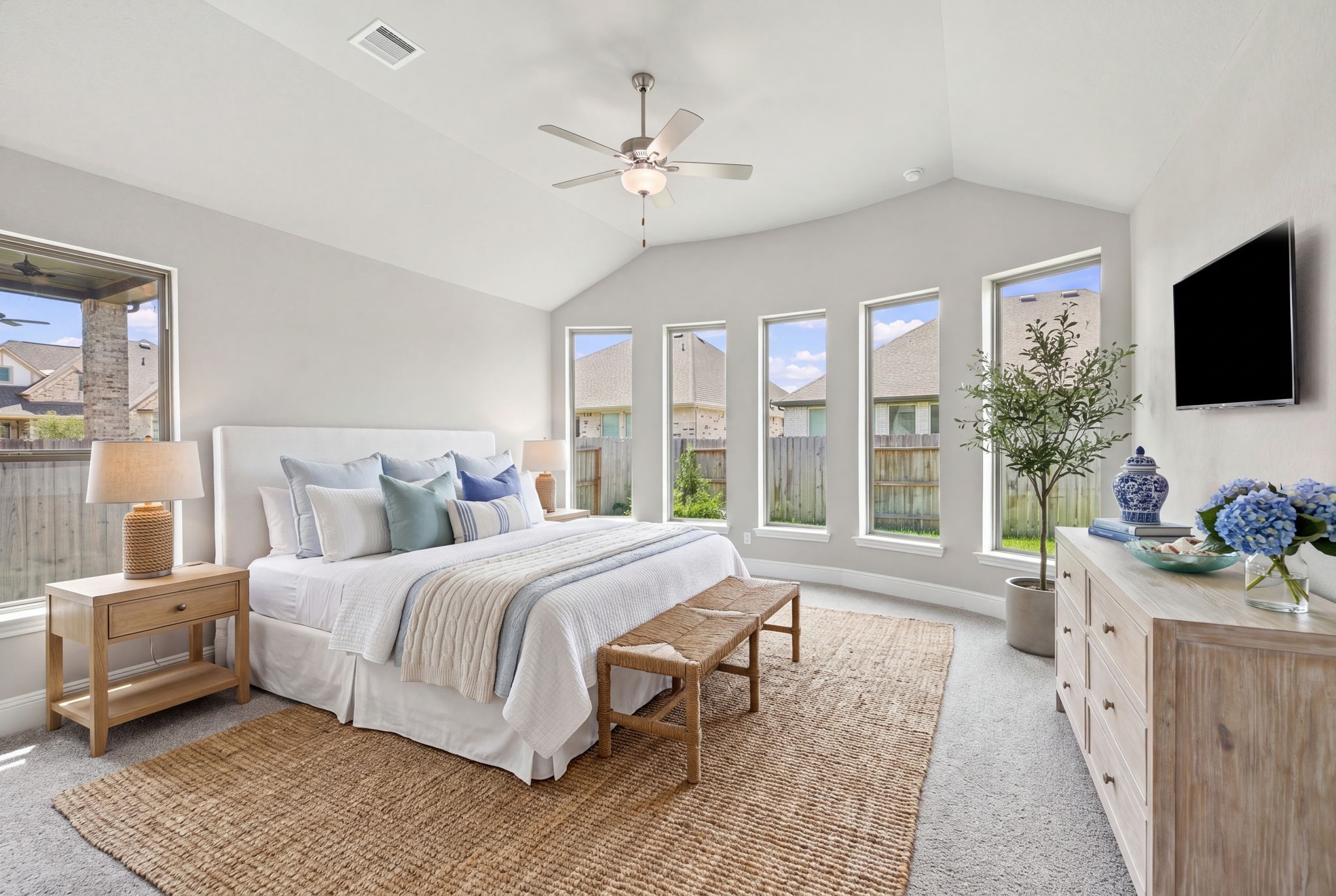 3020 Shelly Bayou Court Property Photo 8