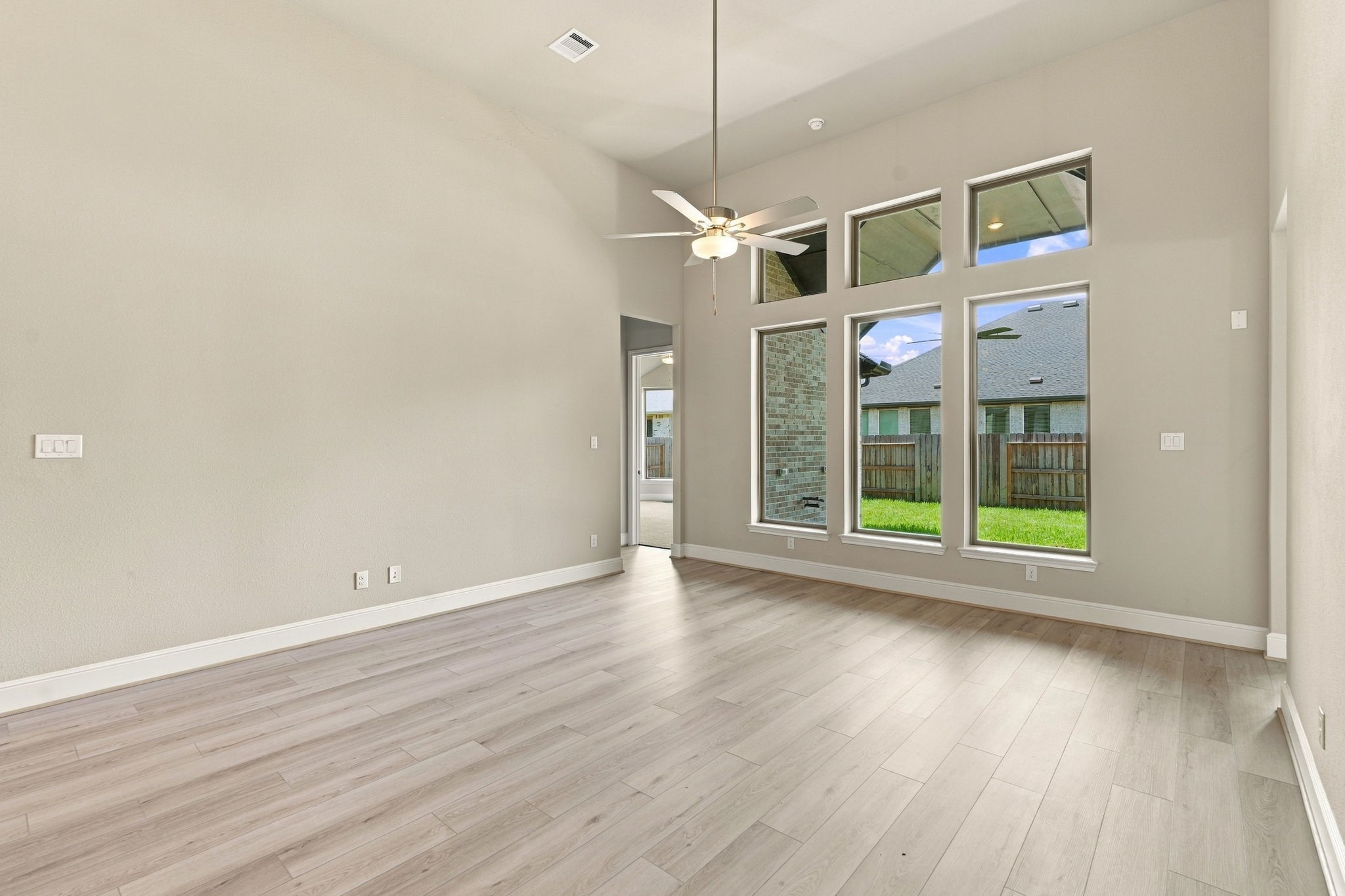 3020 Shelly Bayou Court Property Photo 14
