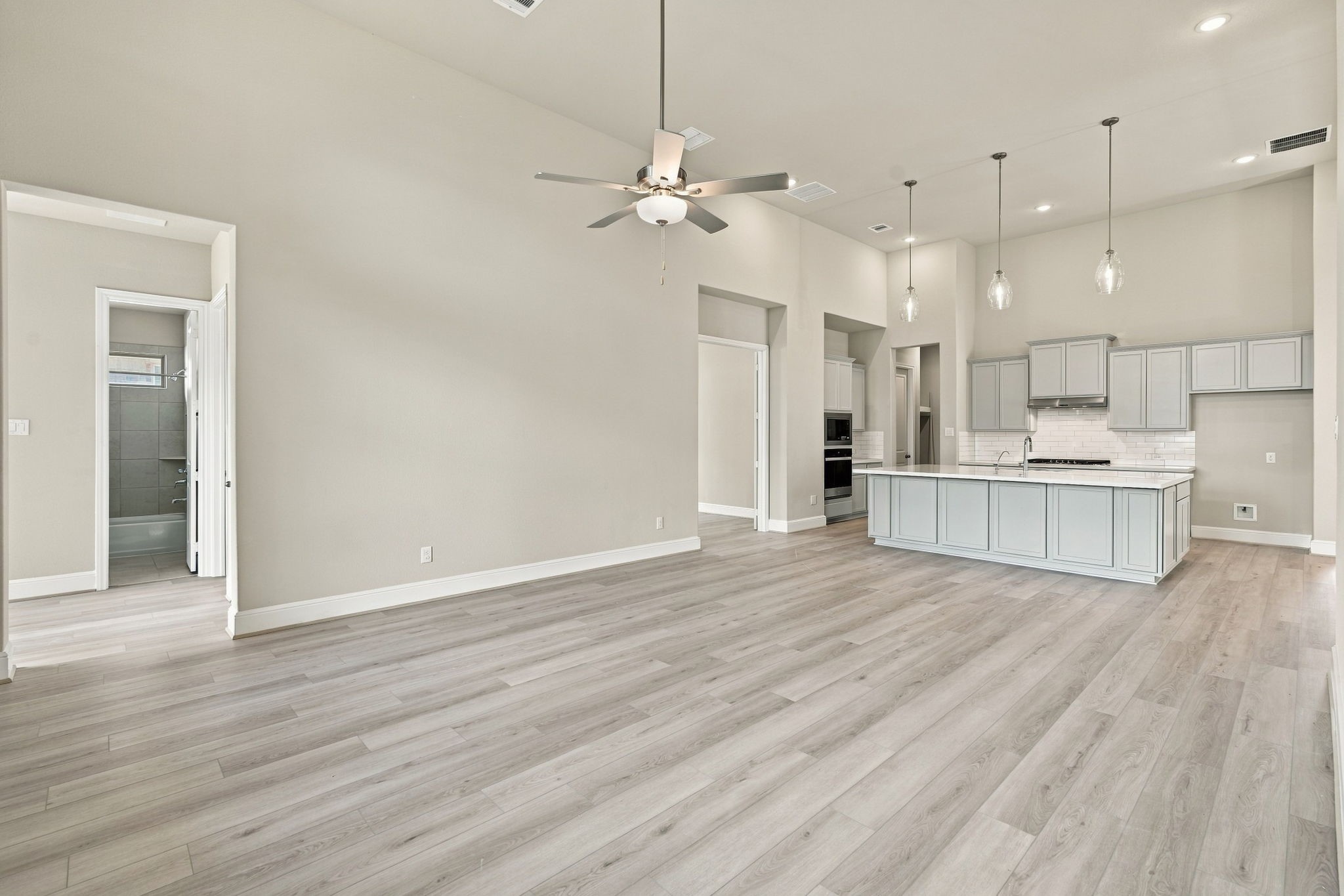 3020 Shelly Bayou Court Property Photo 16