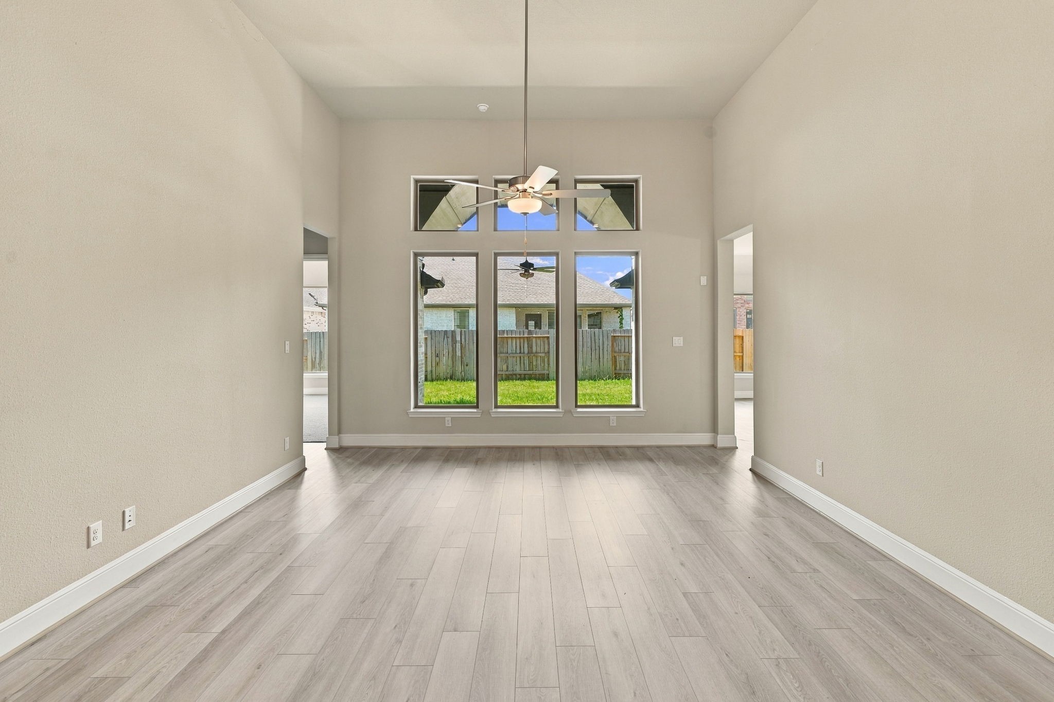 3020 Shelly Bayou Court Property Photo 17