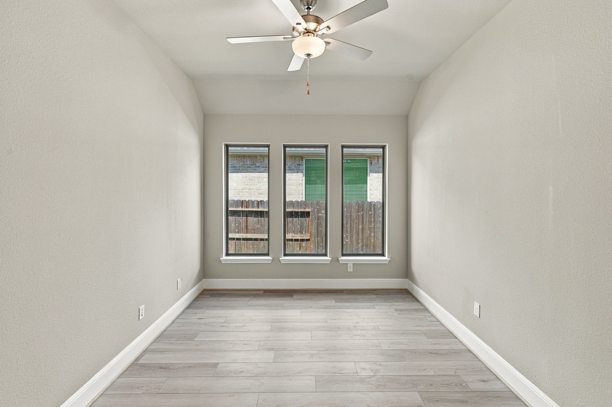 3020 Shelly Bayou Court Property Photo 32