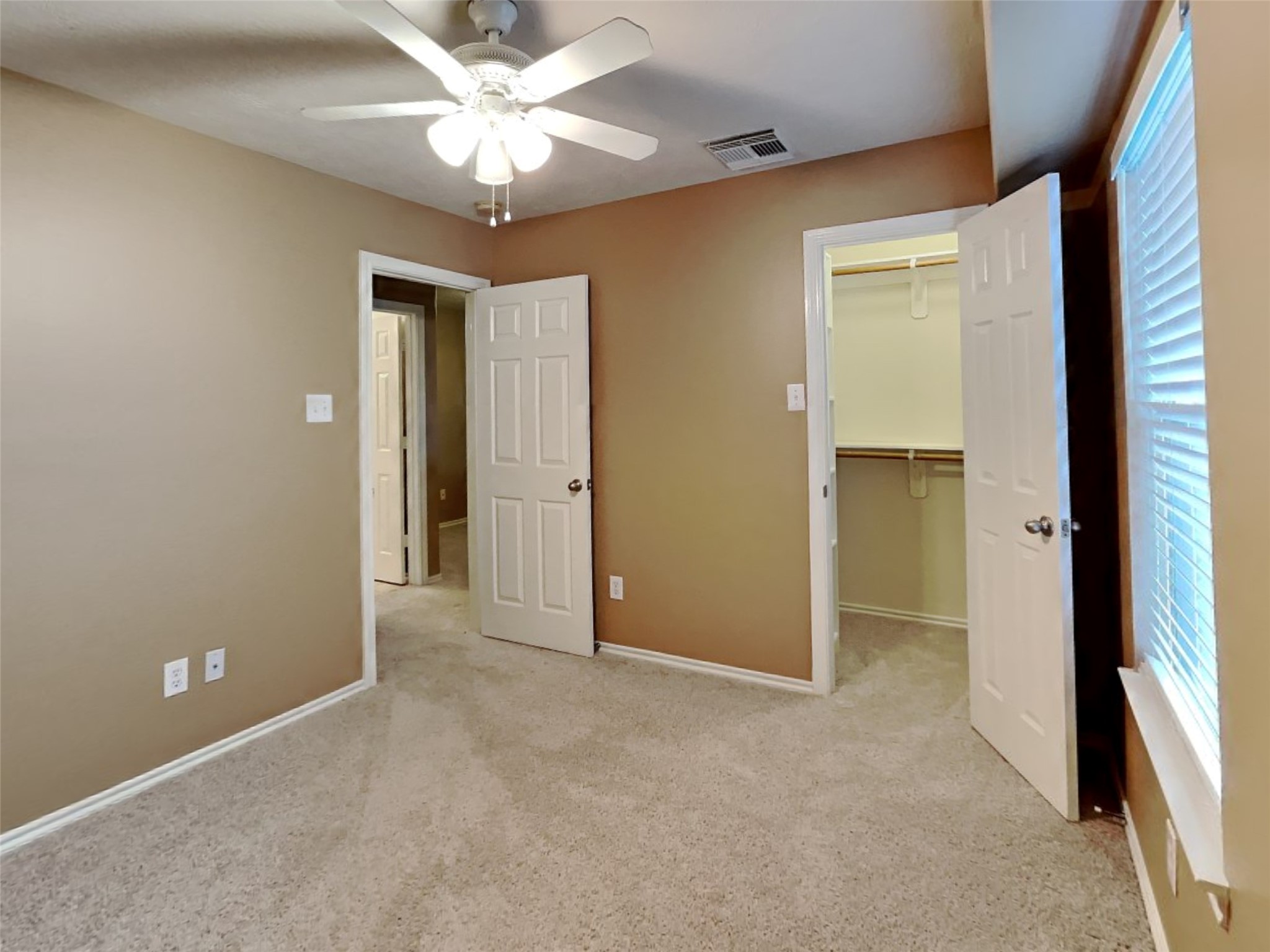 6220 Stoney Creek Drive Property Photo 12