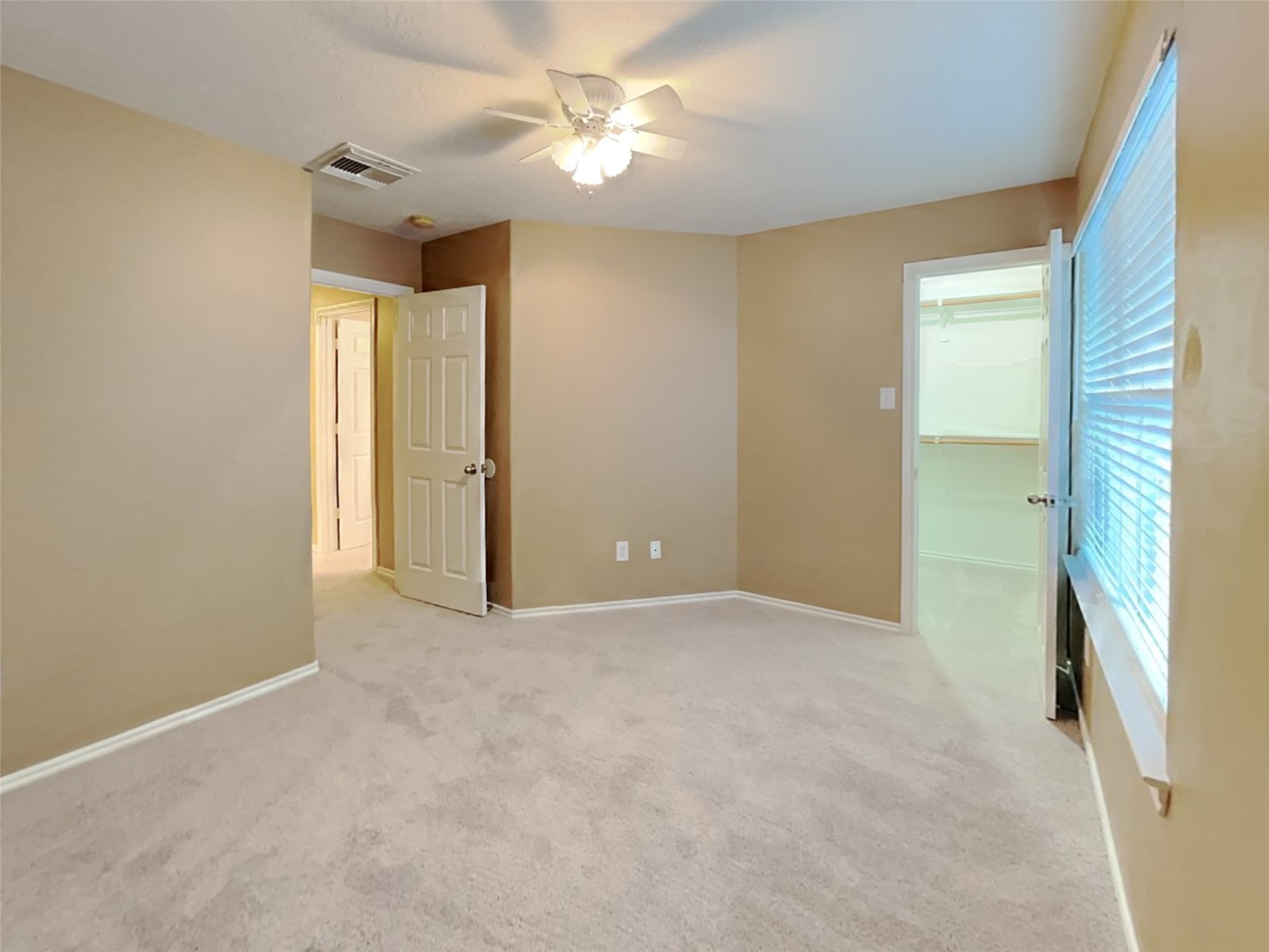 6220 Stoney Creek Drive Property Photo 13