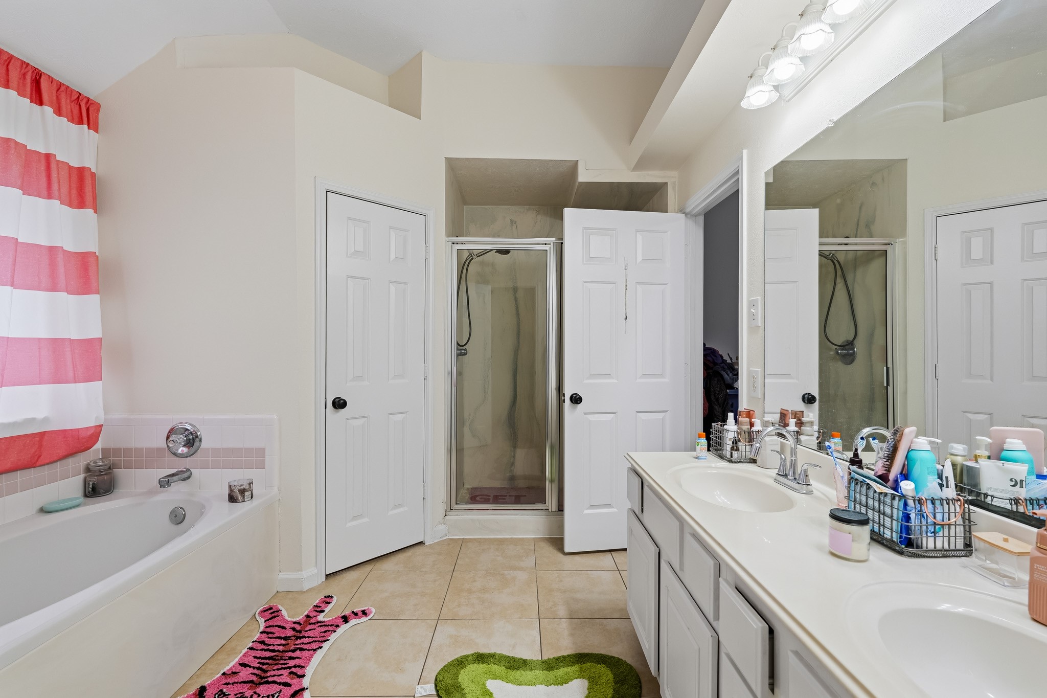 3710 S Barnett Way Property Photo 22