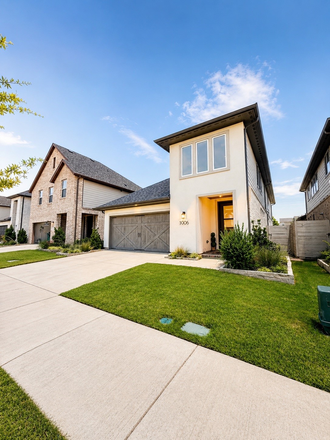 1006 Saffron Drive