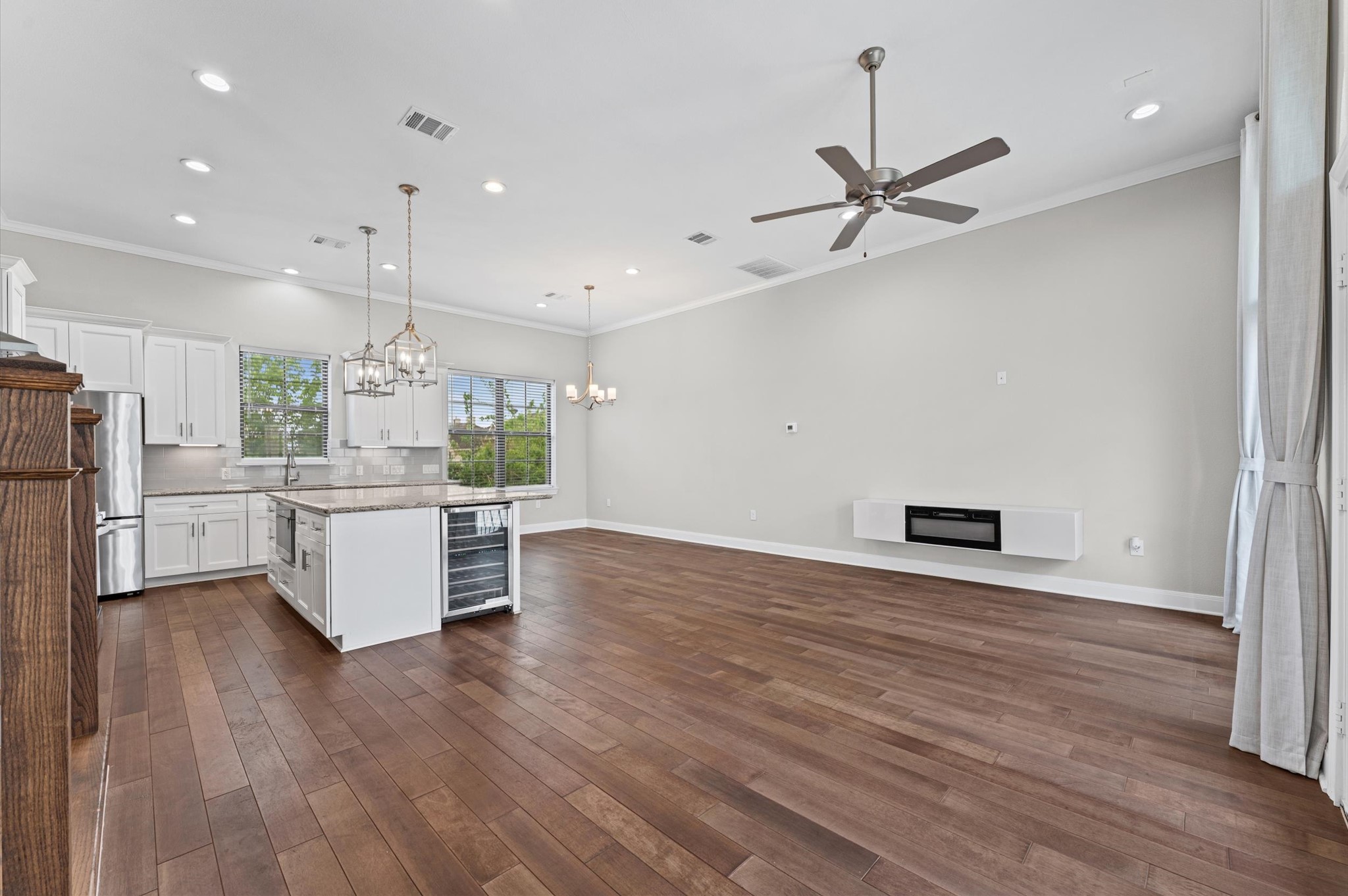 3339 Beverly Forest Drive Property Photo 10
