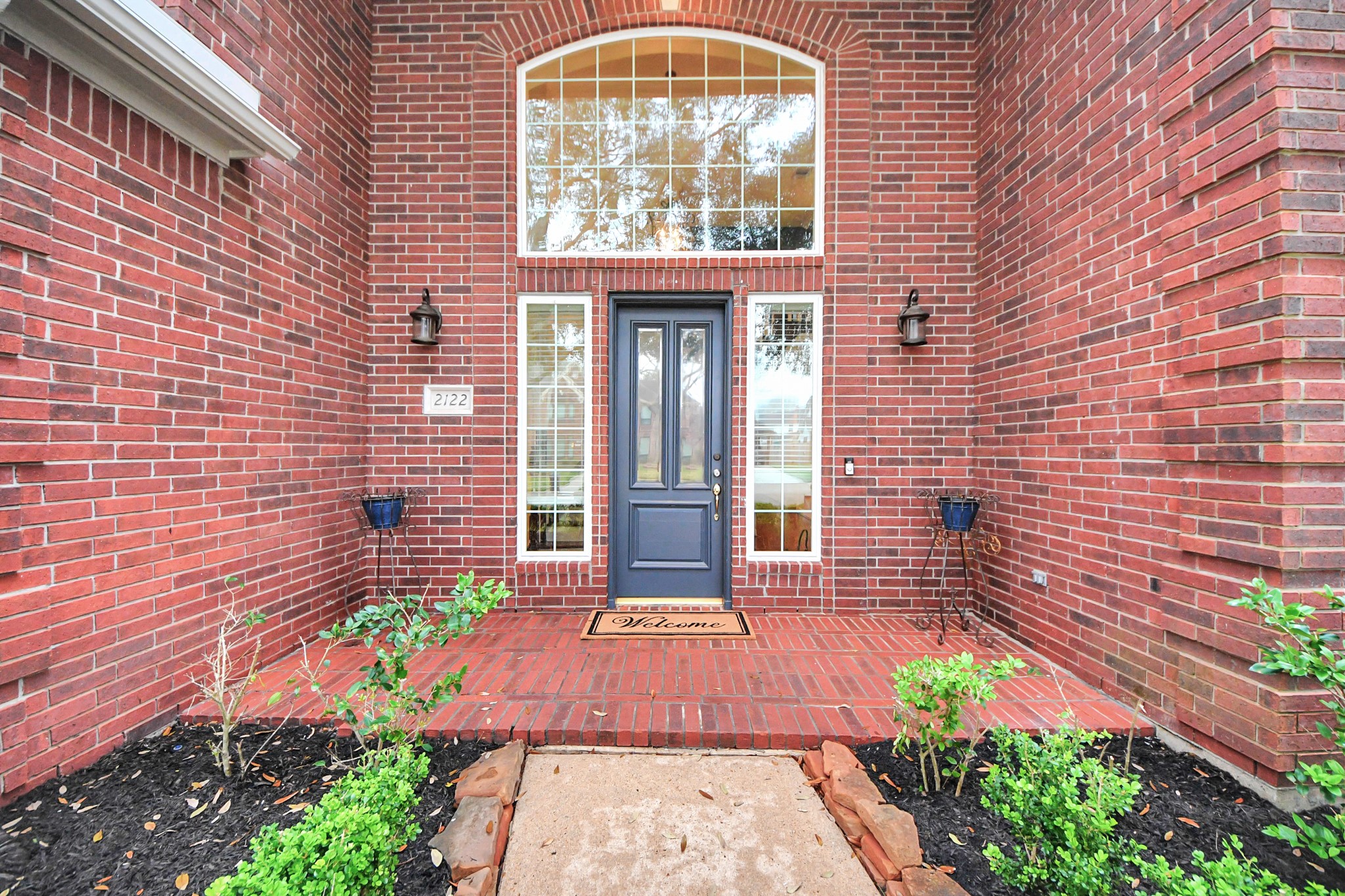 2122 Walnut Grove Lane Property Photo 4