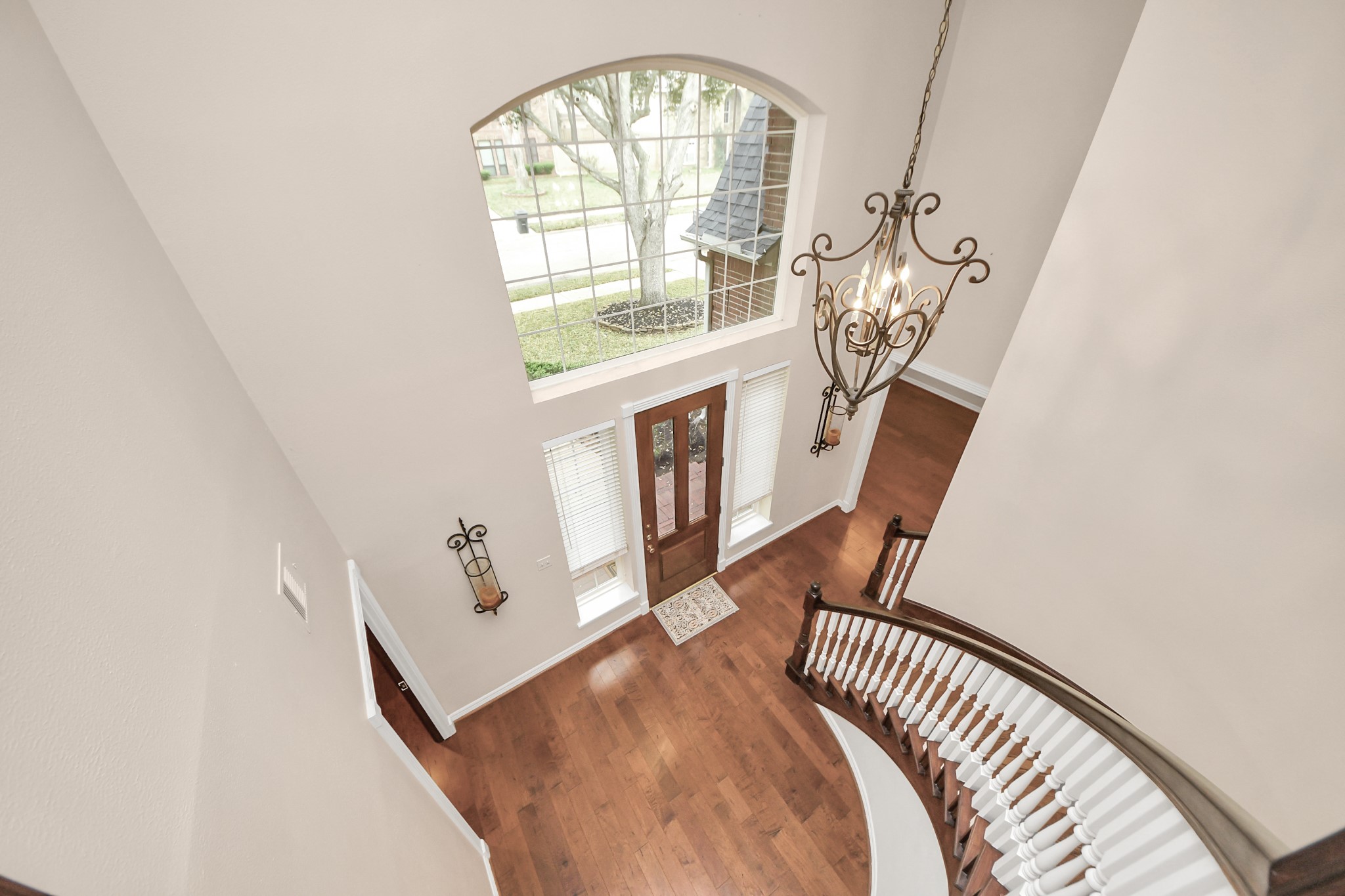 2122 Walnut Grove Lane Property Photo 28