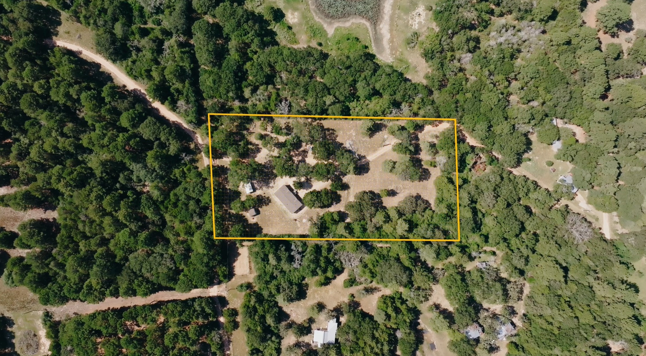 1047 Jim Bob Lane Property Photo 1