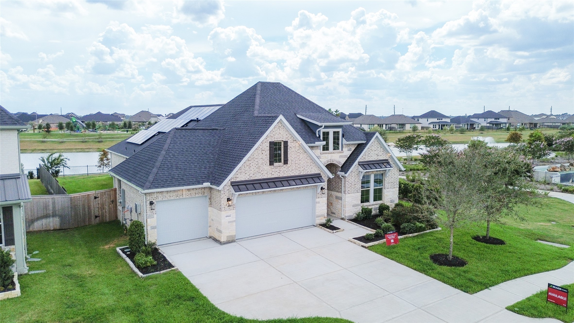 6902 Ivory Sedge Trail Property Photo 3