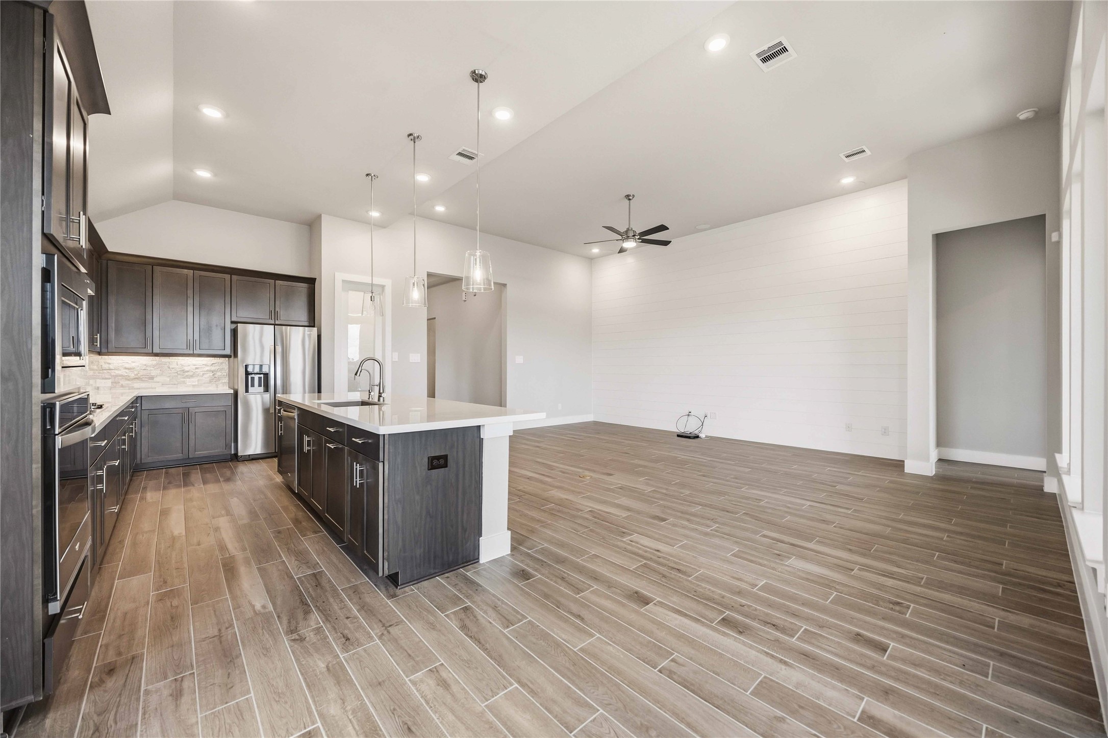 6902 Ivory Sedge Trail Property Photo 9