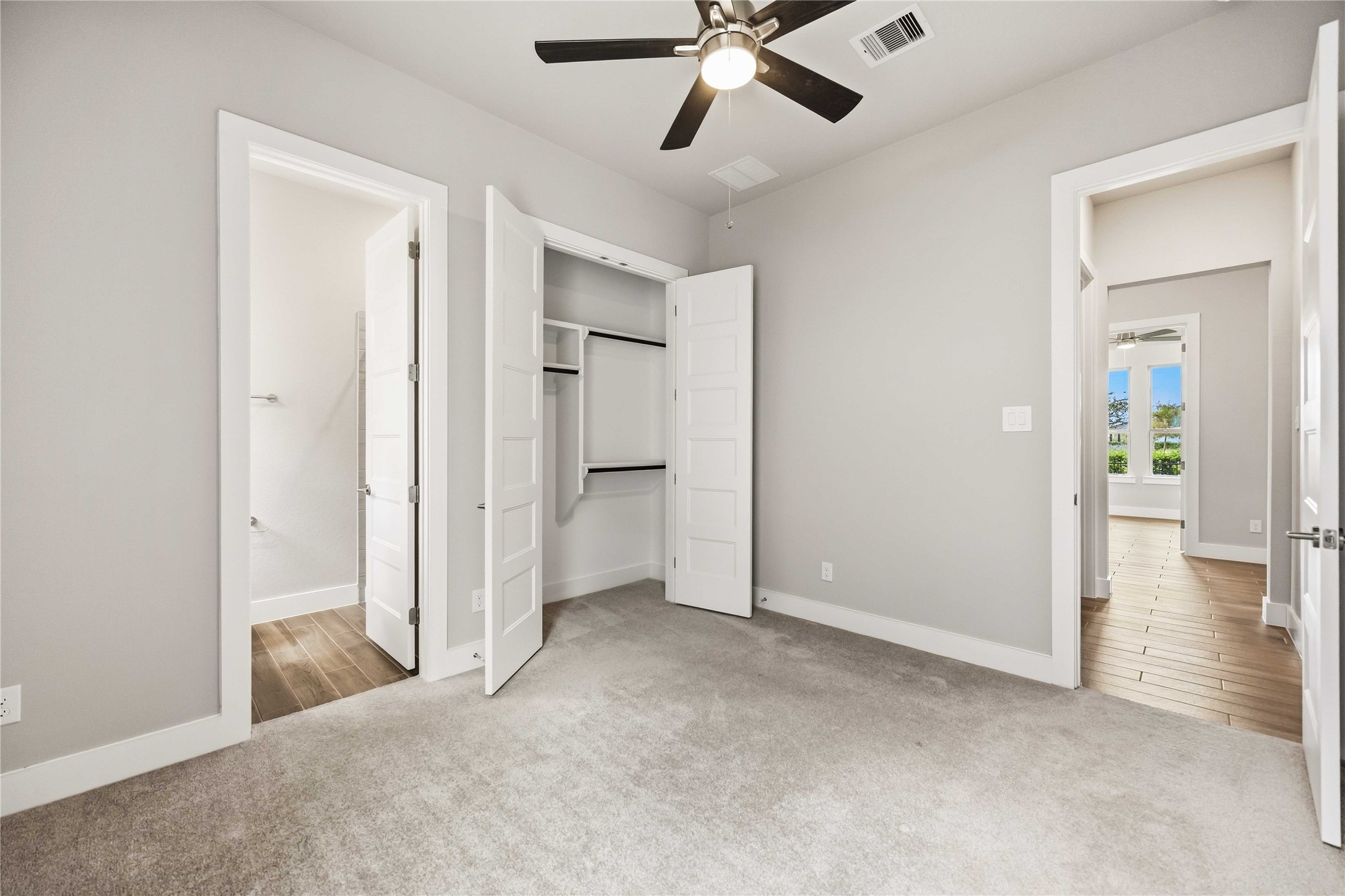6902 Ivory Sedge Trail Property Photo 22