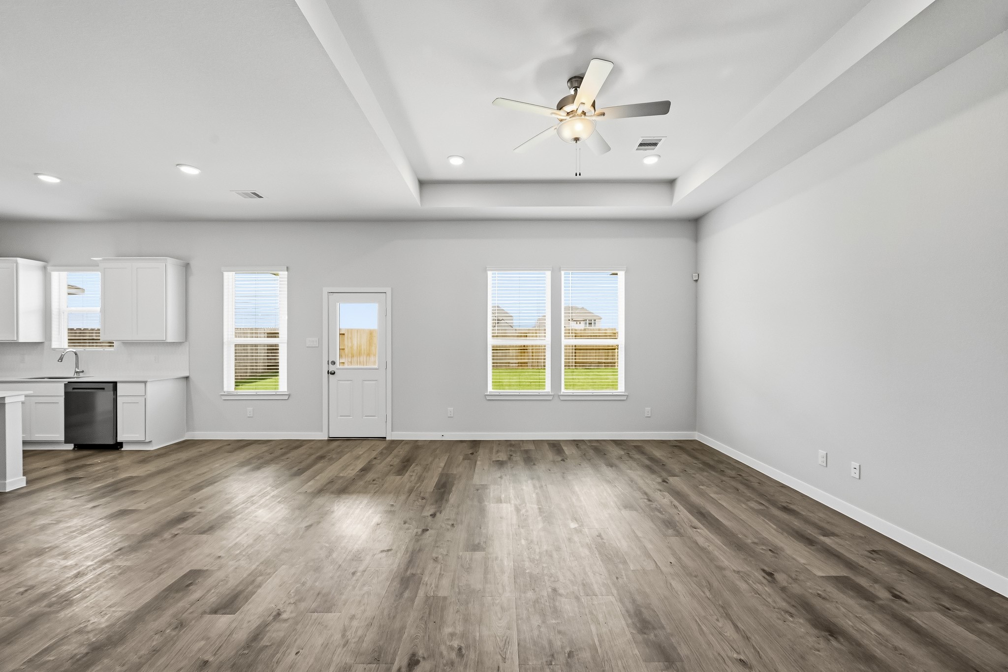 2009 Blue Mar Drive Property Photo 12