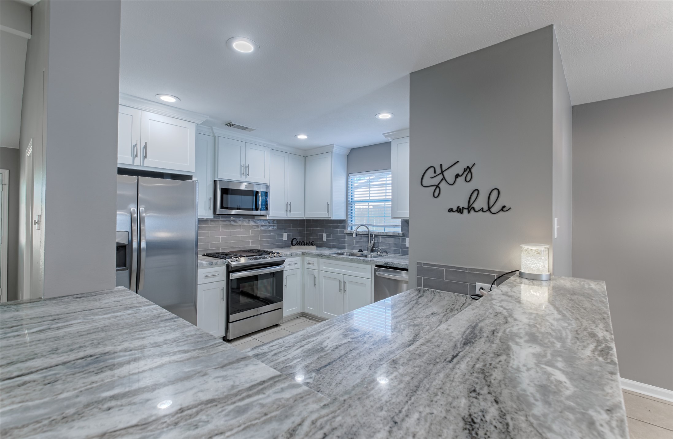 3607 Hampstead Court Property Photo 11