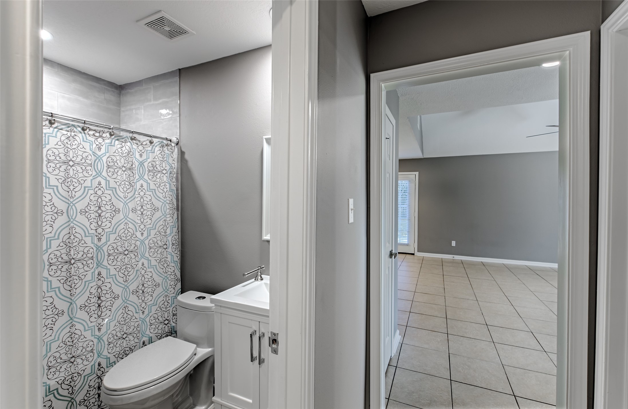 3607 Hampstead Court Property Photo 19