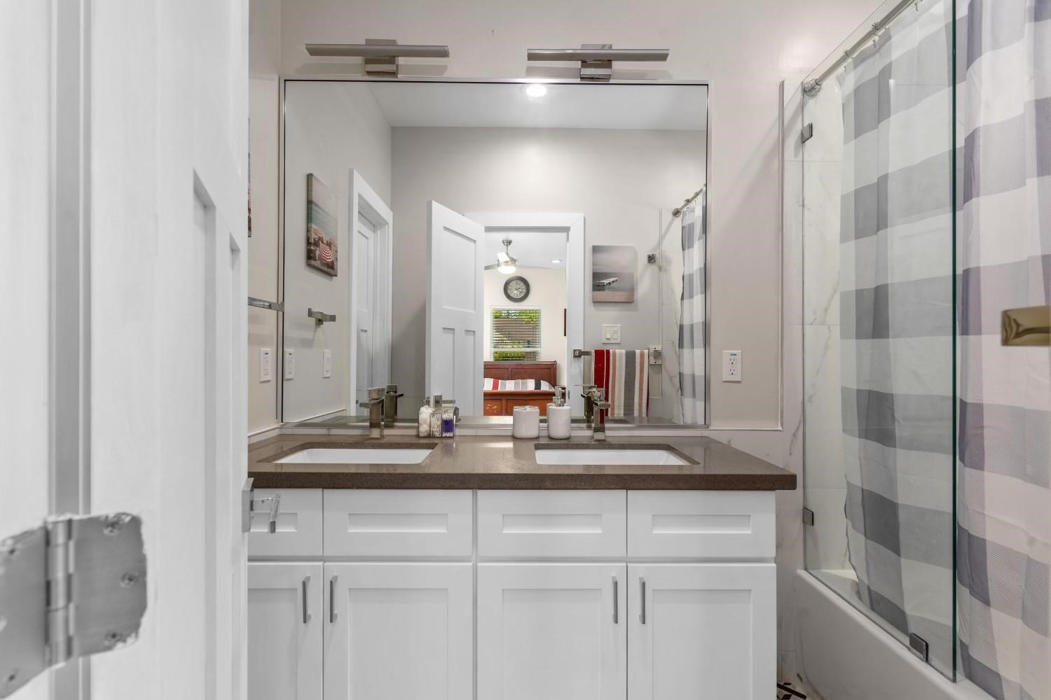 7101 Foster Street A Property Photo 14