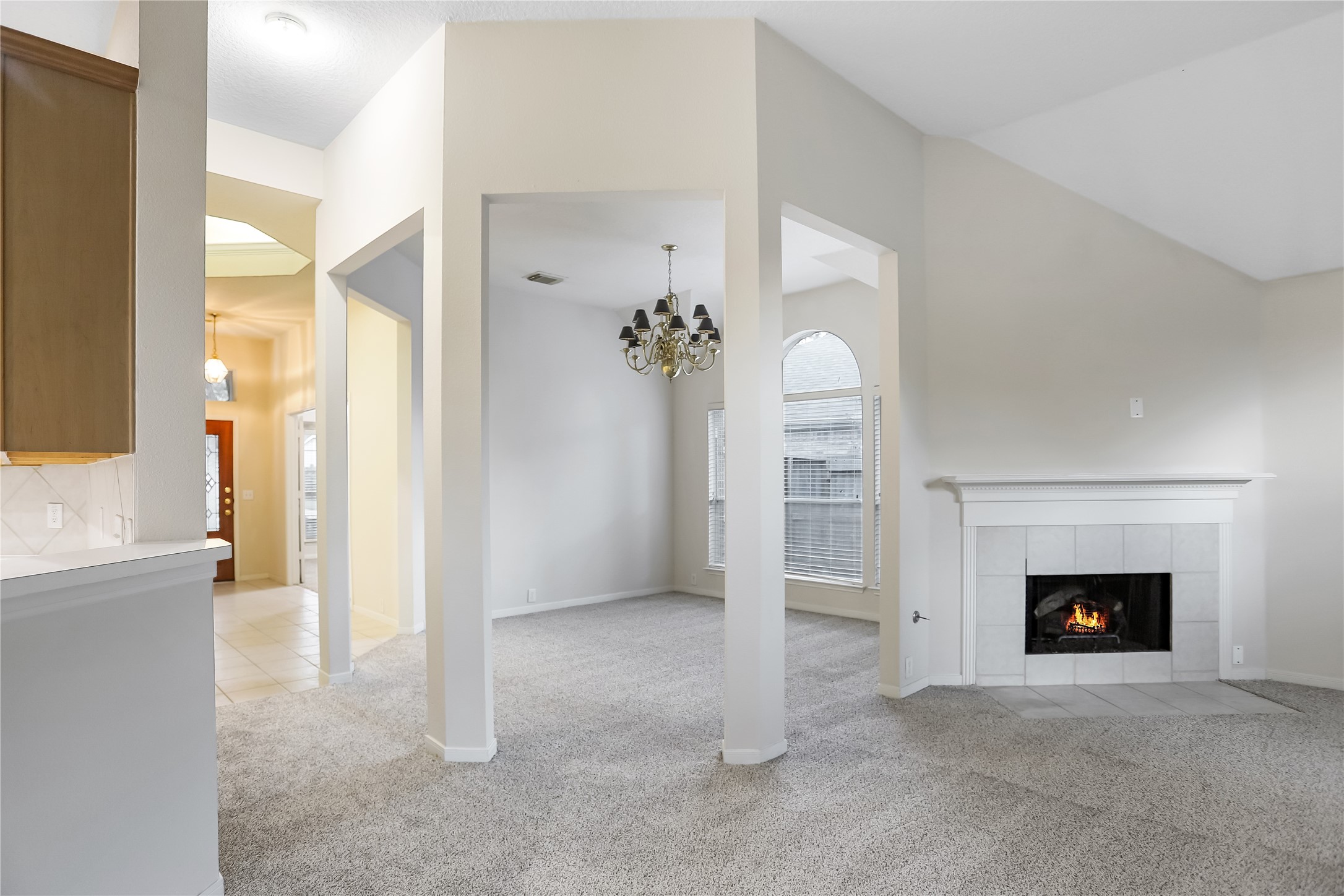 1343 Summer Terrace Drive Property Photo 4