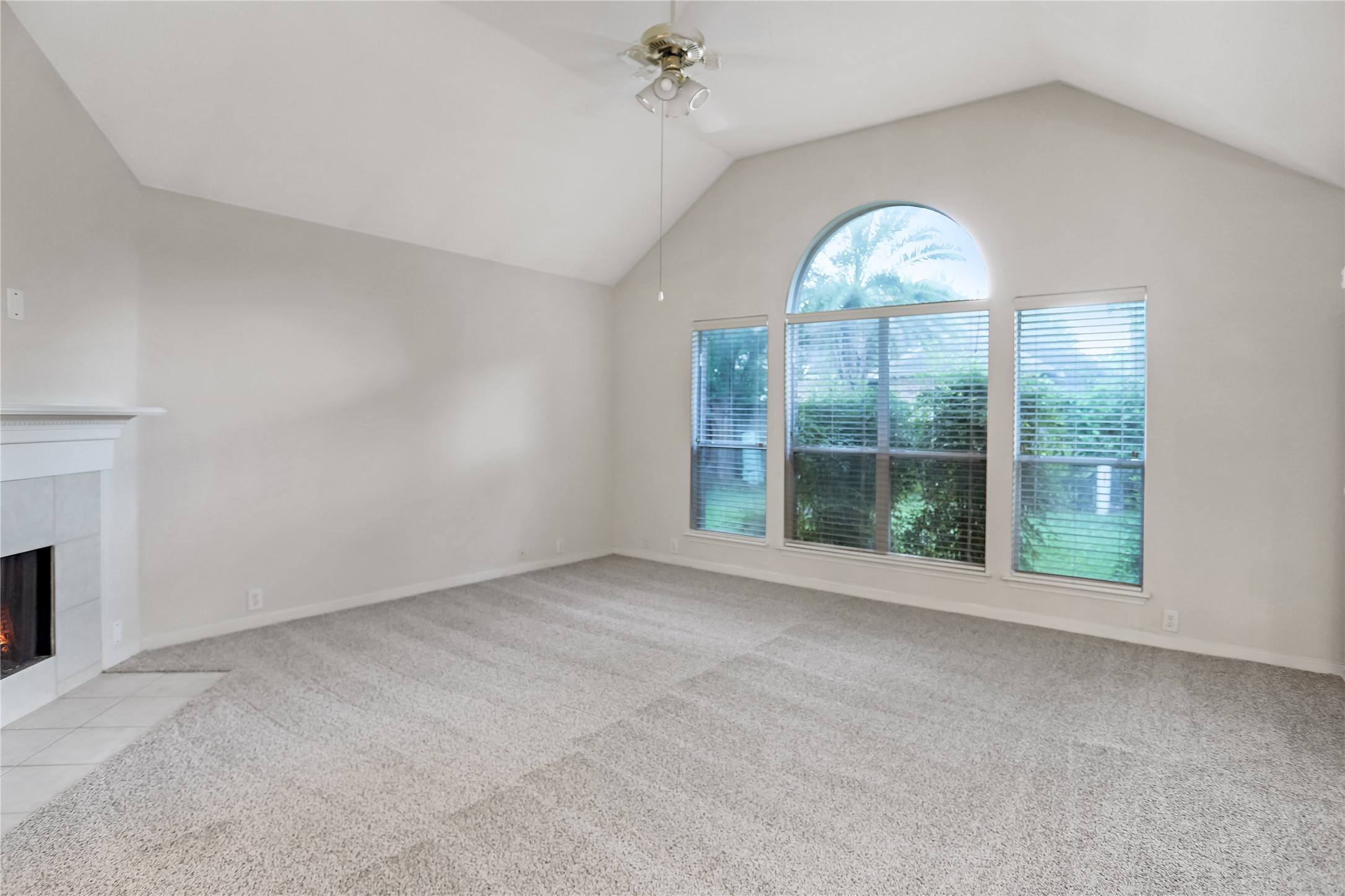 1343 Summer Terrace Drive Property Photo 8