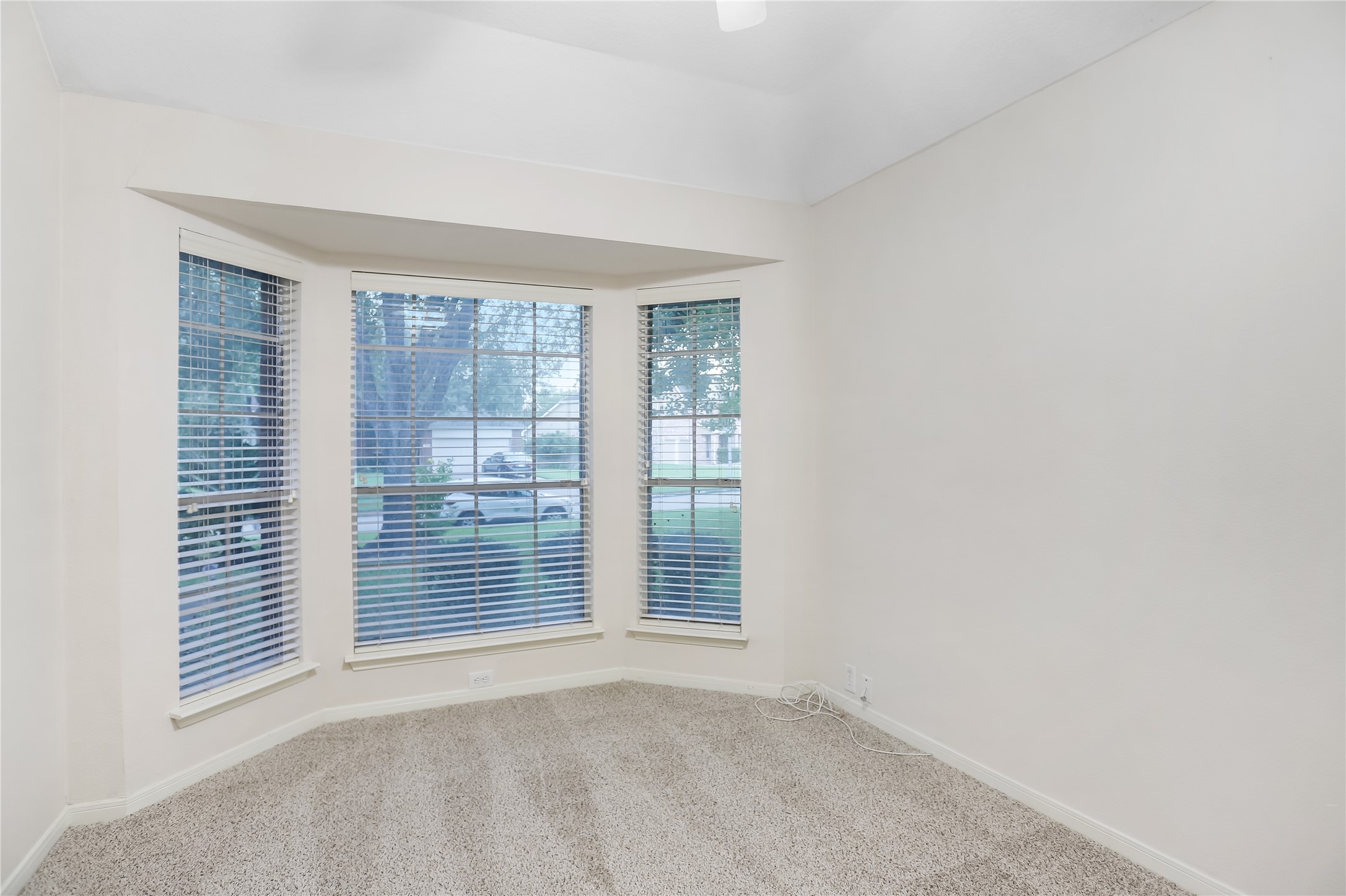 1343 Summer Terrace Drive Property Photo 15