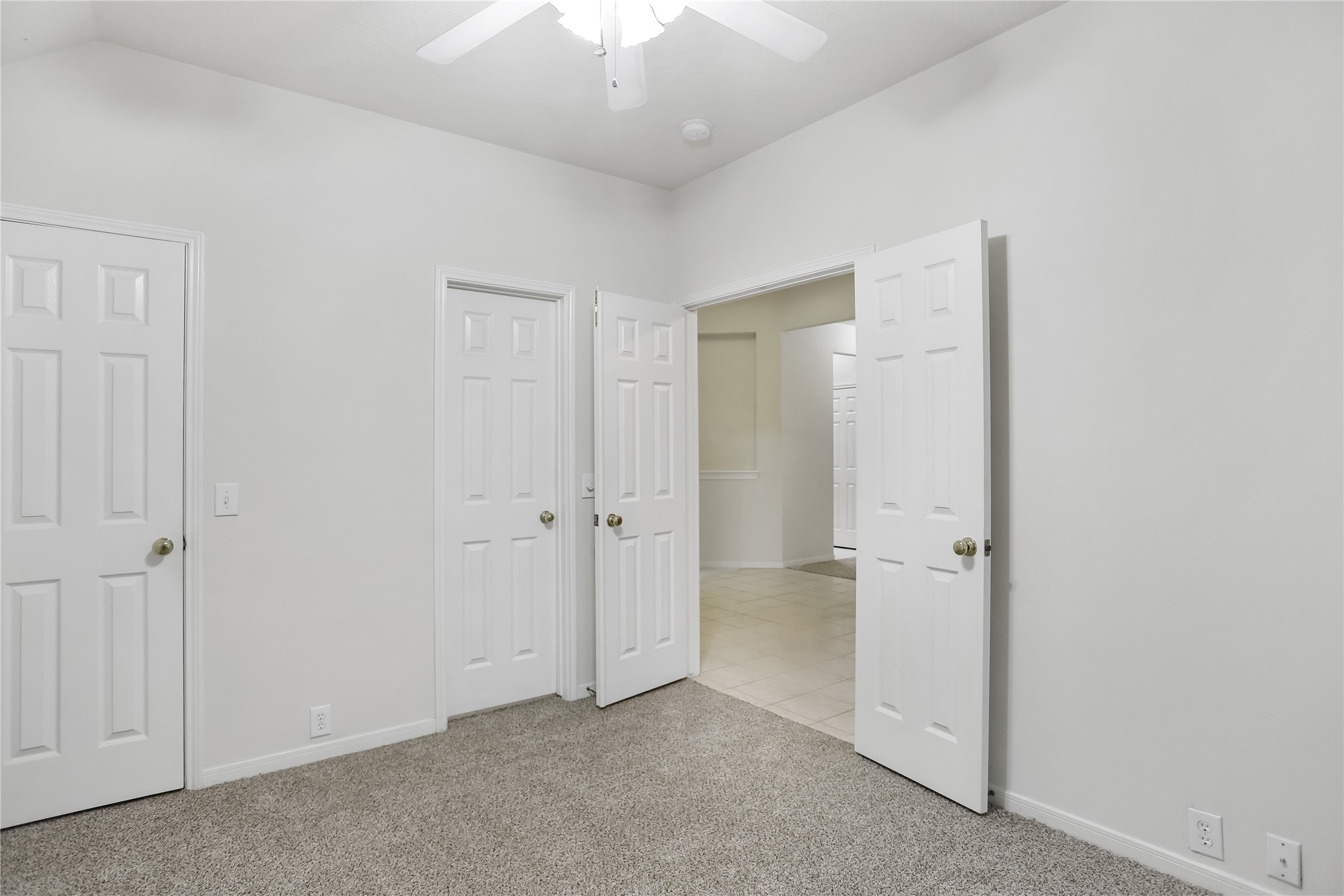 1343 Summer Terrace Drive Property Photo 16