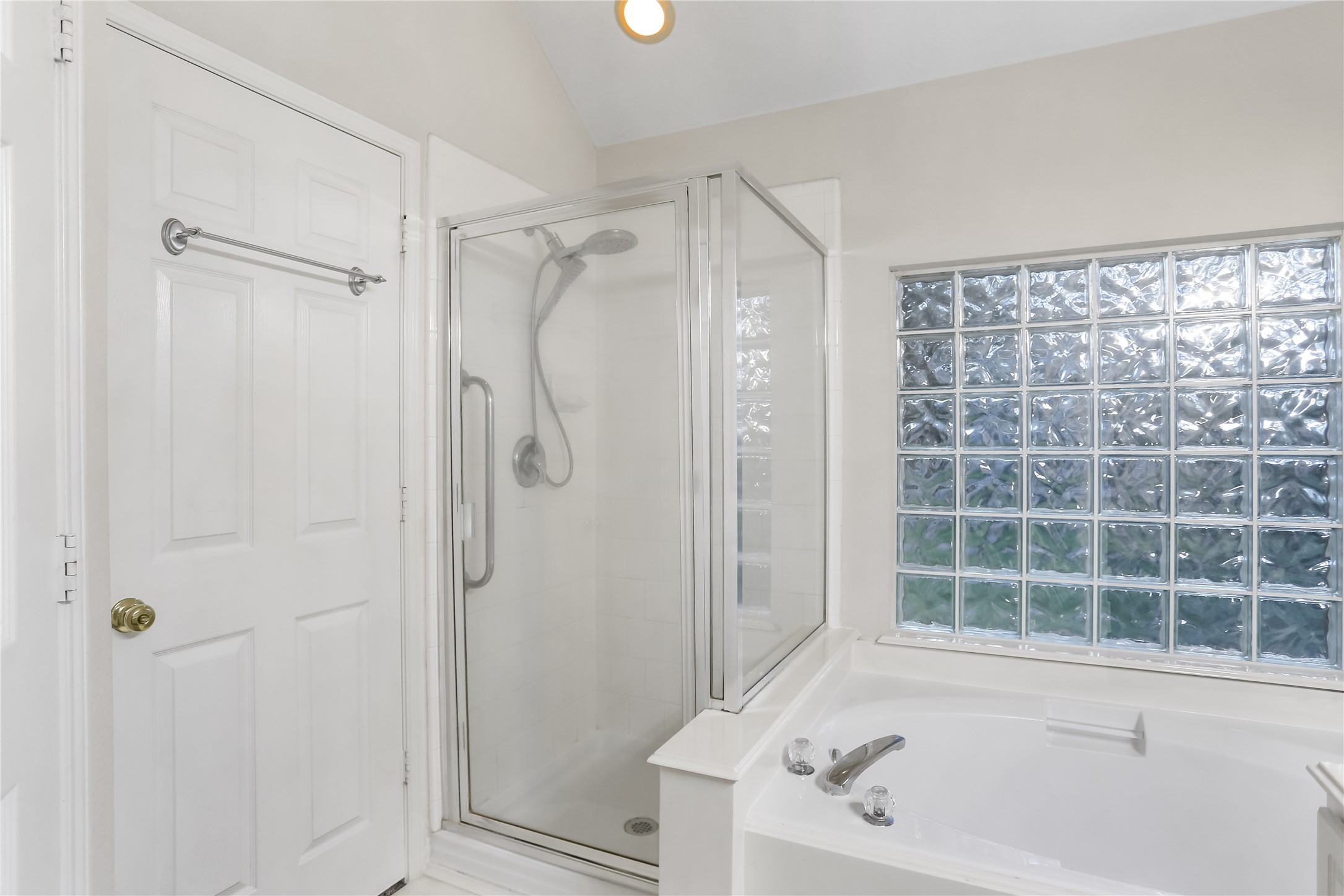 1343 Summer Terrace Drive Property Photo 20