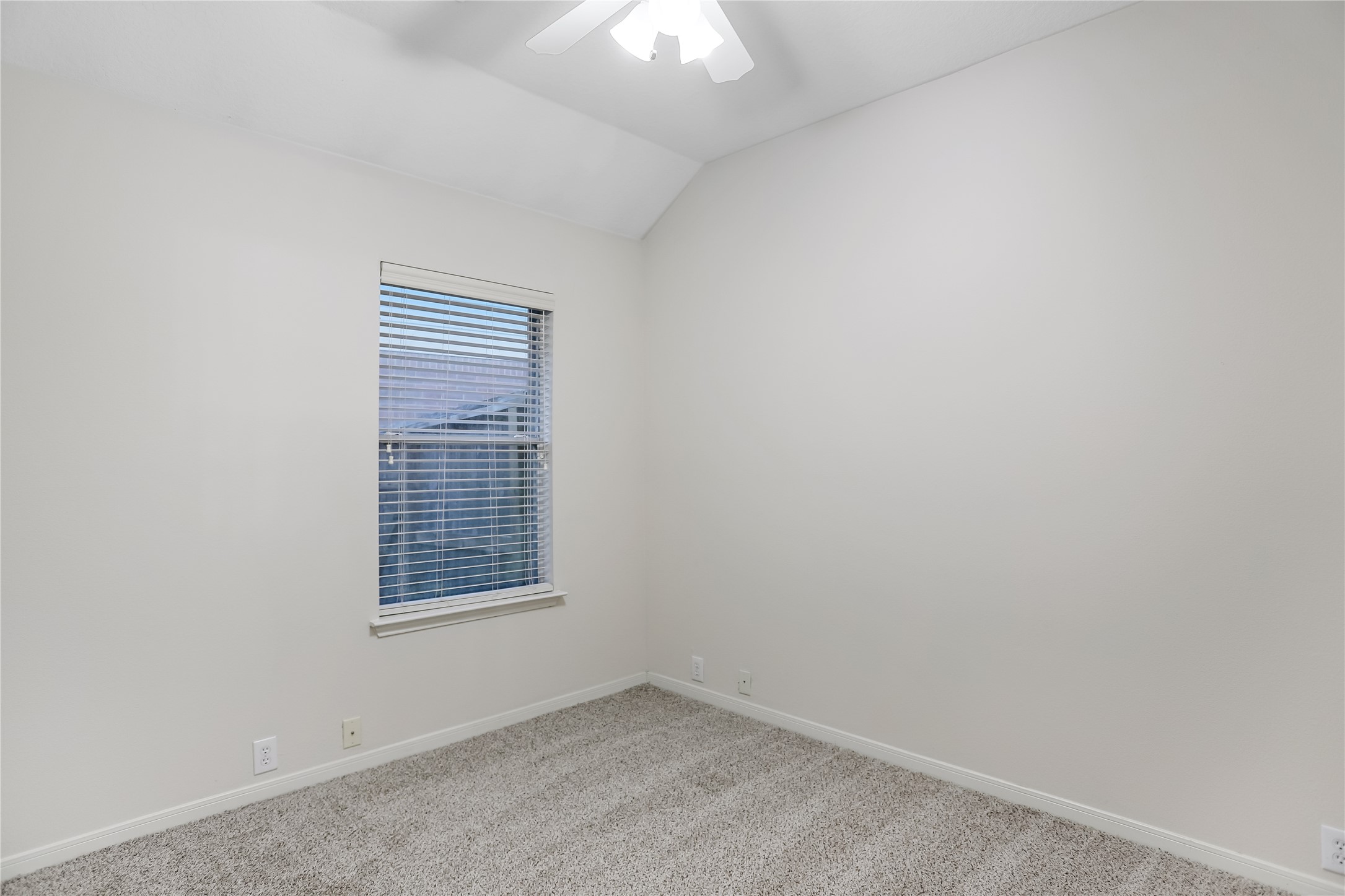 1343 Summer Terrace Drive Property Photo 24
