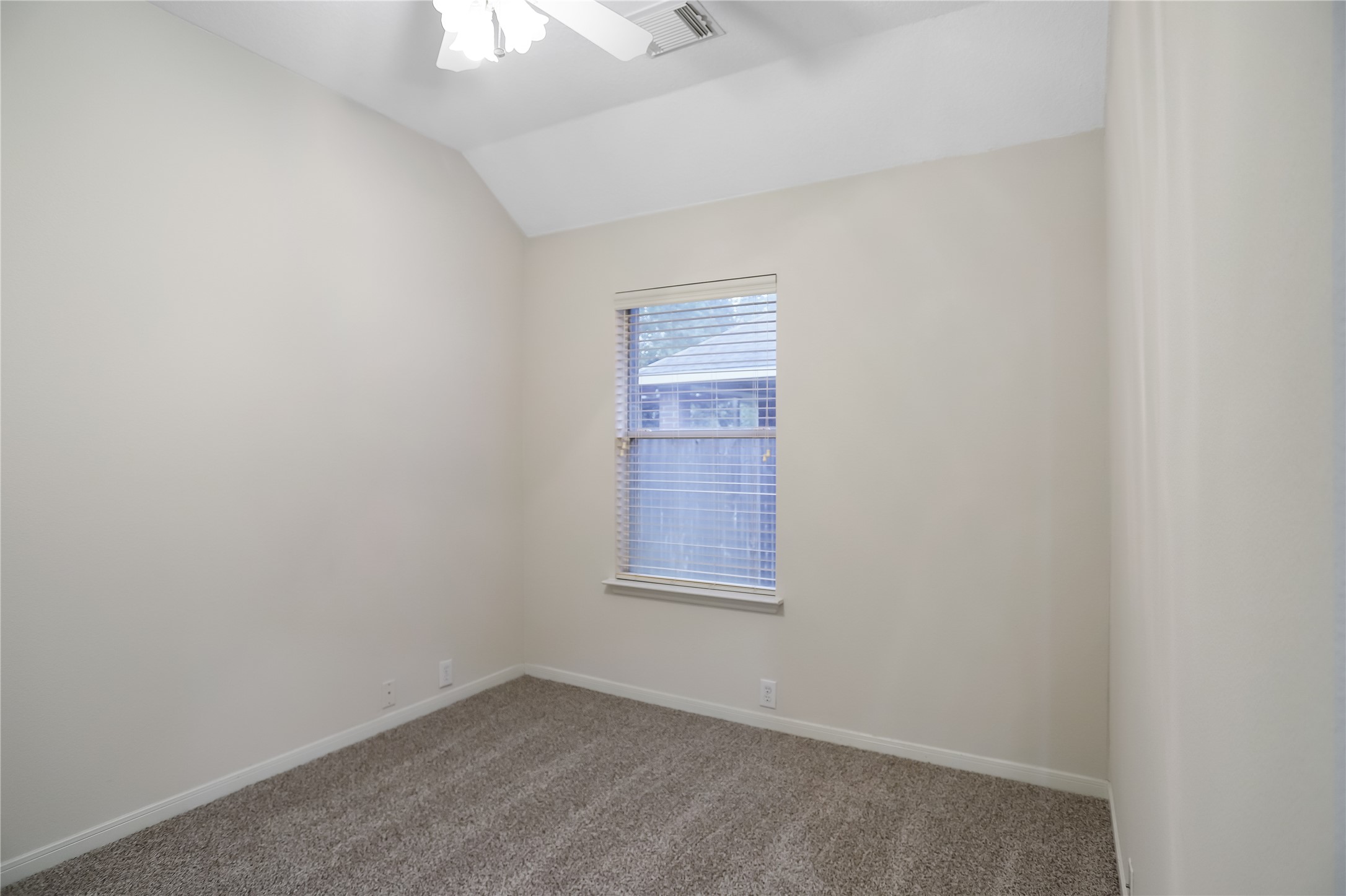 1343 Summer Terrace Drive Property Photo 27