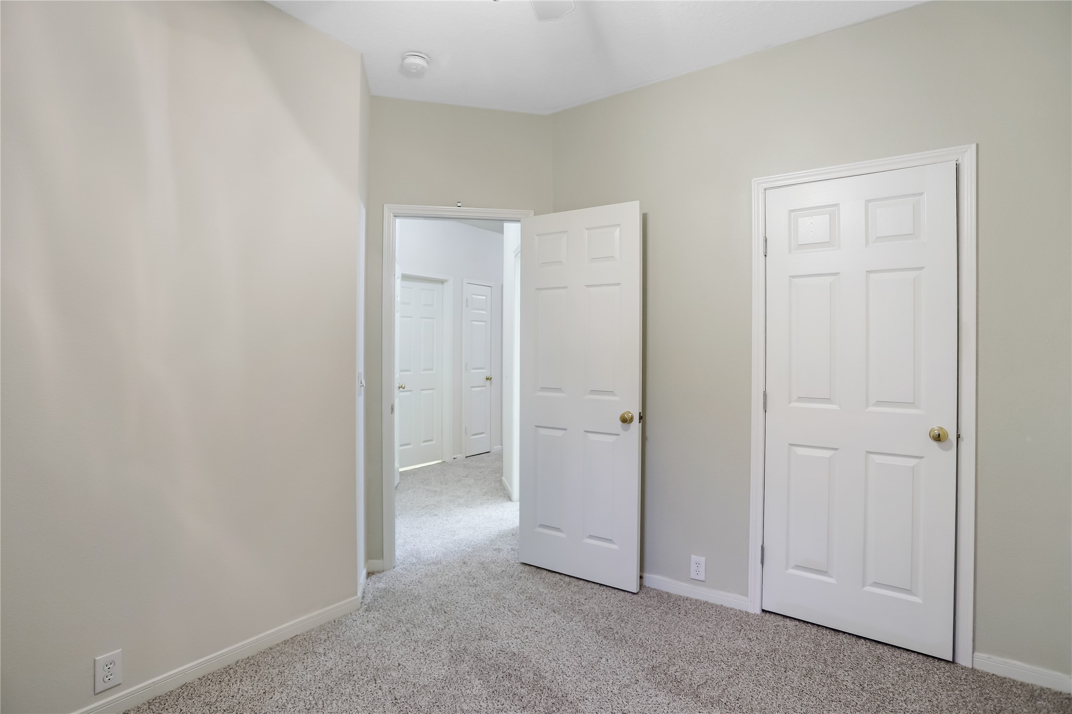 1343 Summer Terrace Drive Property Photo 28