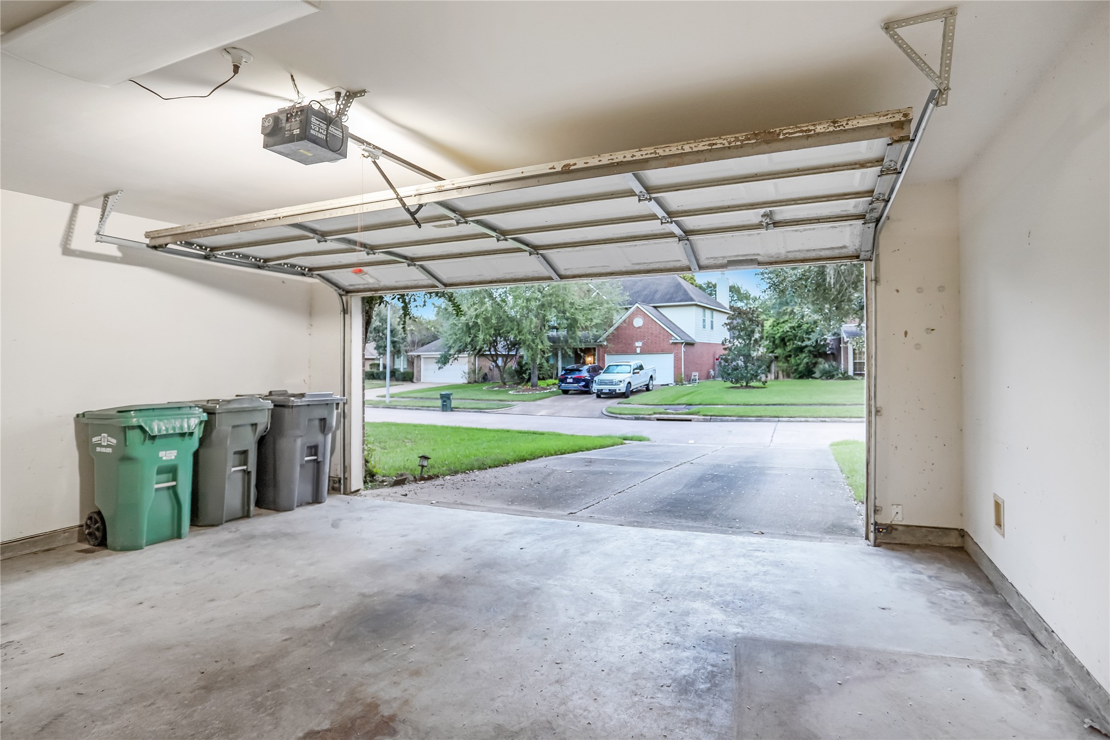 1343 Summer Terrace Drive Property Photo 34