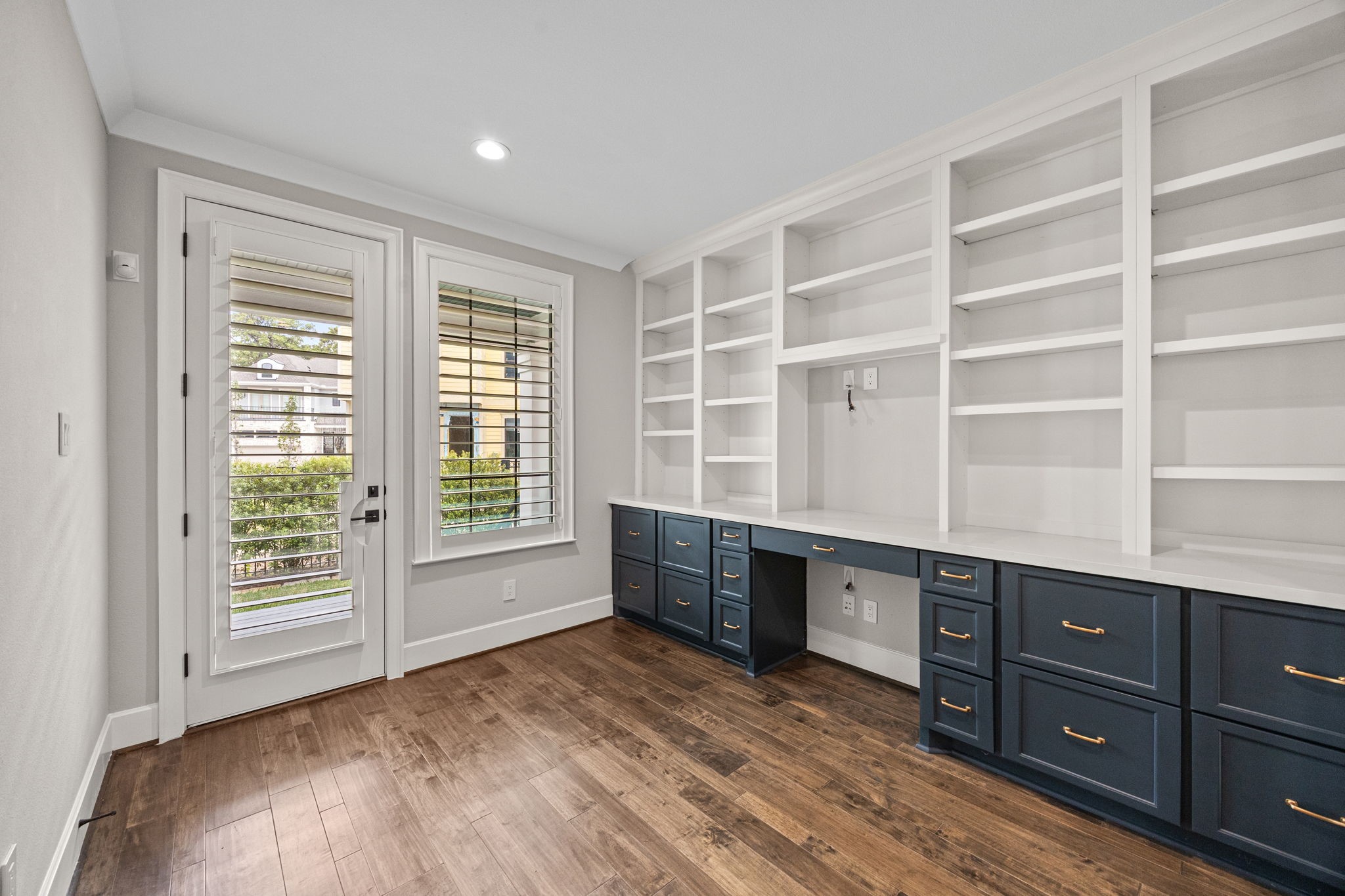 14008 Memorial Reserve Place Property Photo 7